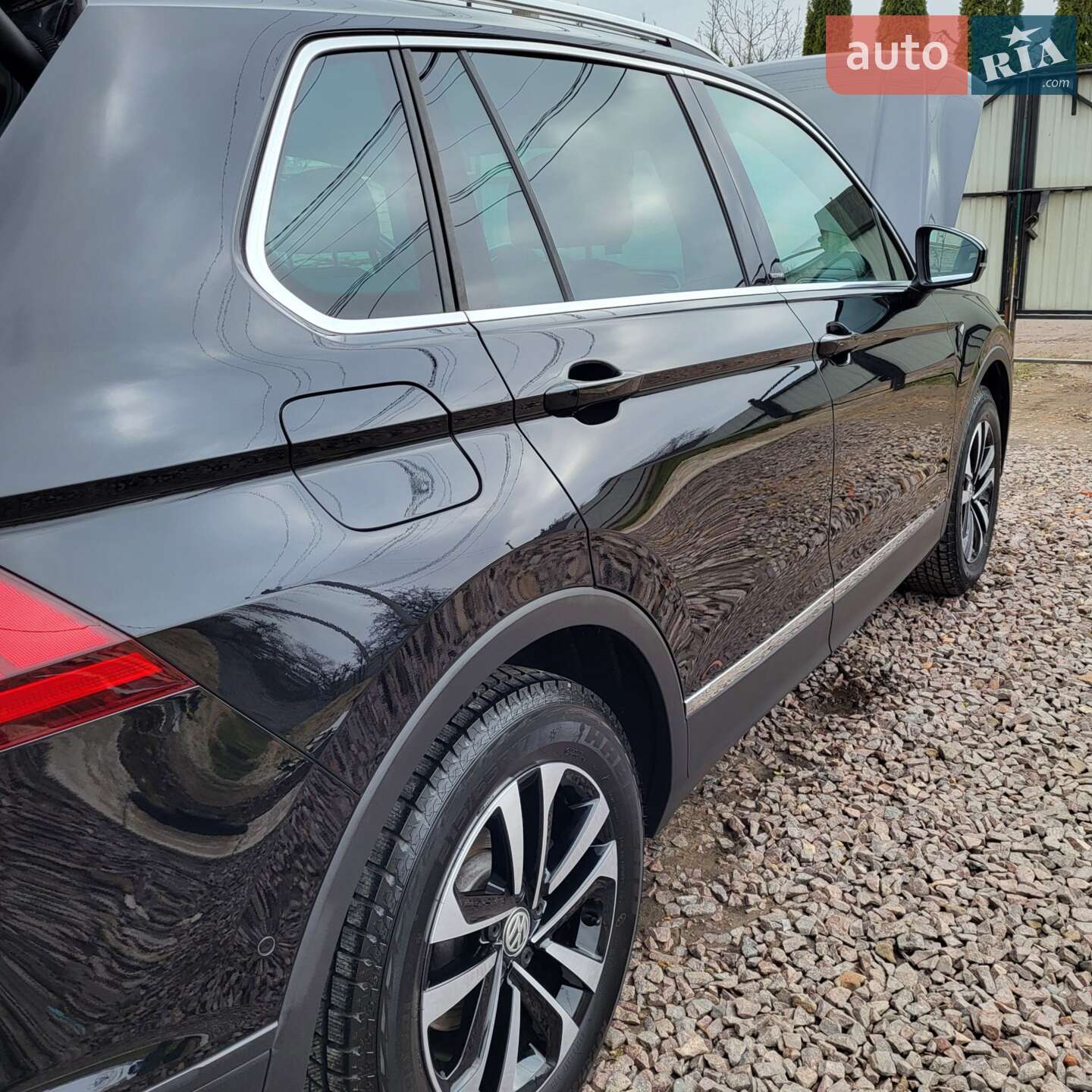 Volkswagen Tiguan 2019 VIN WVGZZZ5NZLW825031 фото оголошення 76 з 76