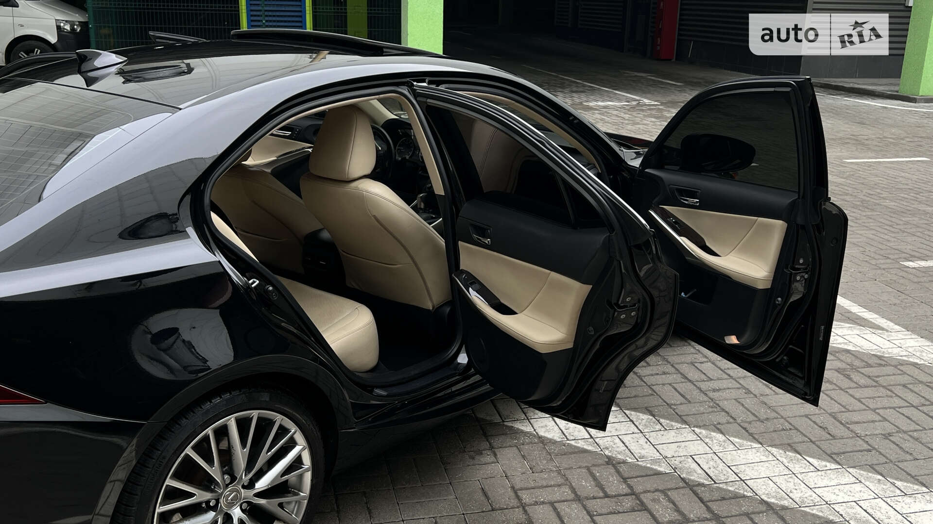Lexus IS 2013 VIN JTHCF1D2XE5005728 фото оголошення 3 з 35