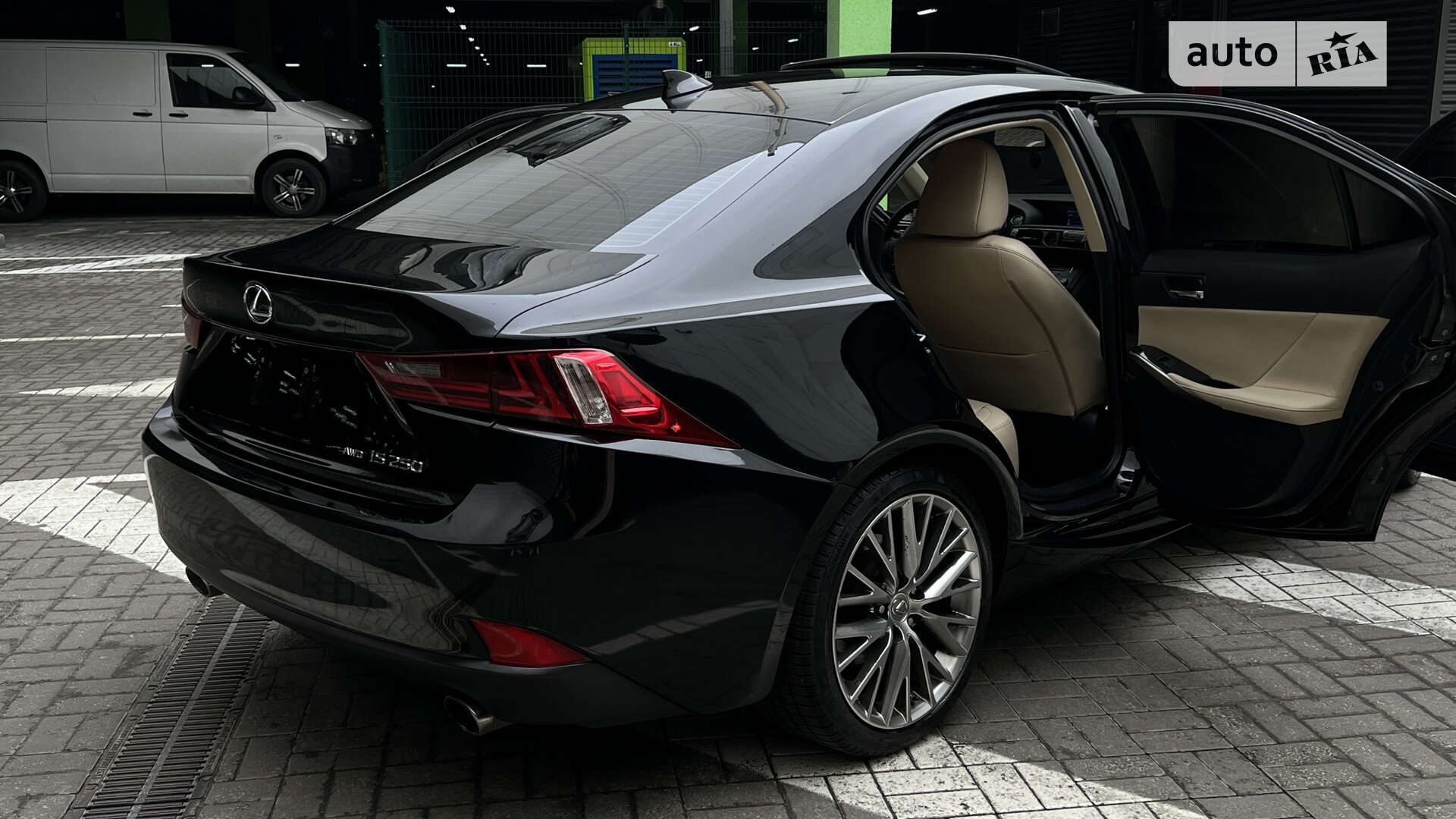 Lexus IS 2013 VIN JTHCF1D2XE5005728 фото оголошення 8 з 35