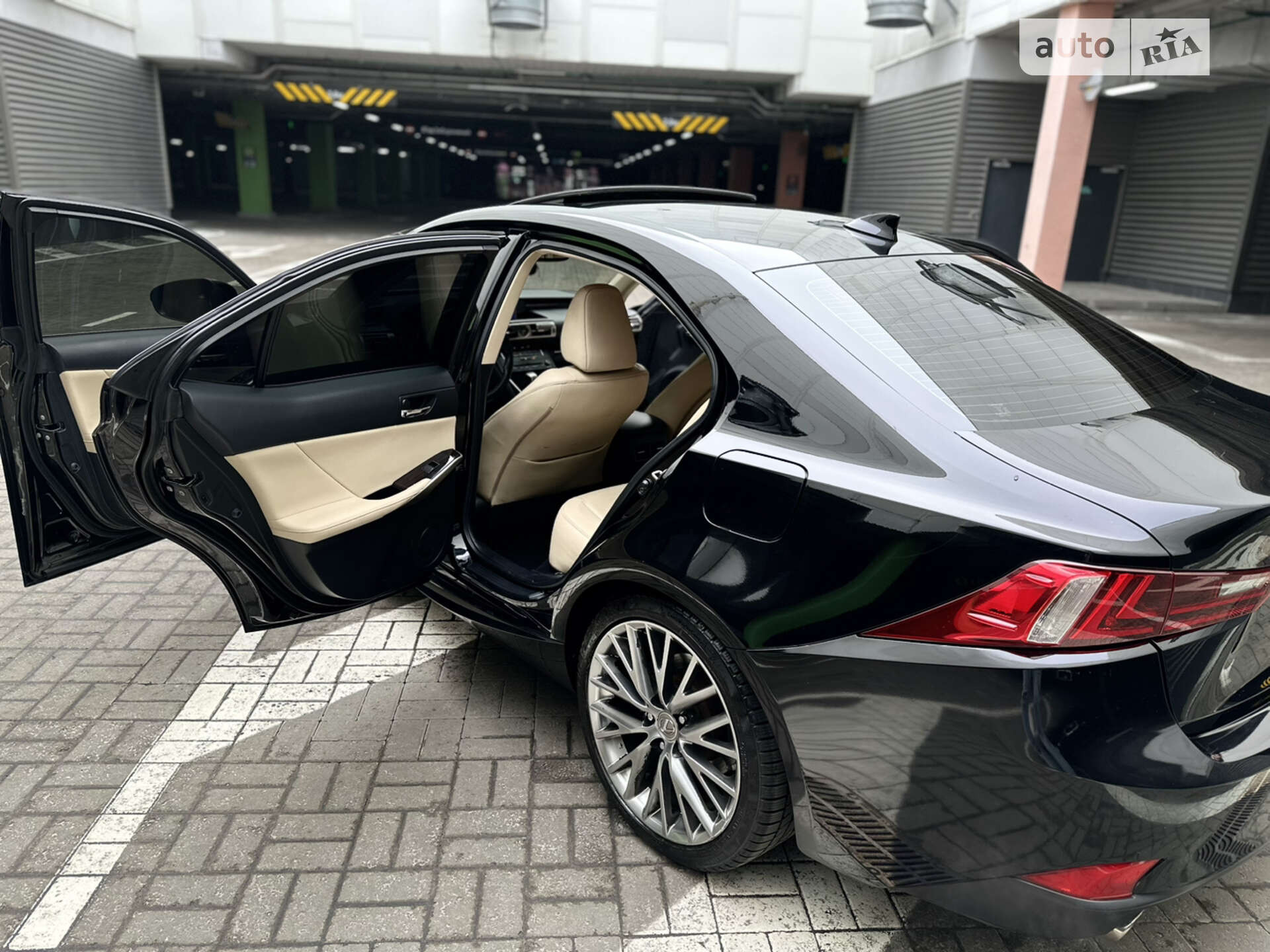 Lexus IS 2013 VIN JTHCF1D2XE5005728 фото оголошення 14 з 35