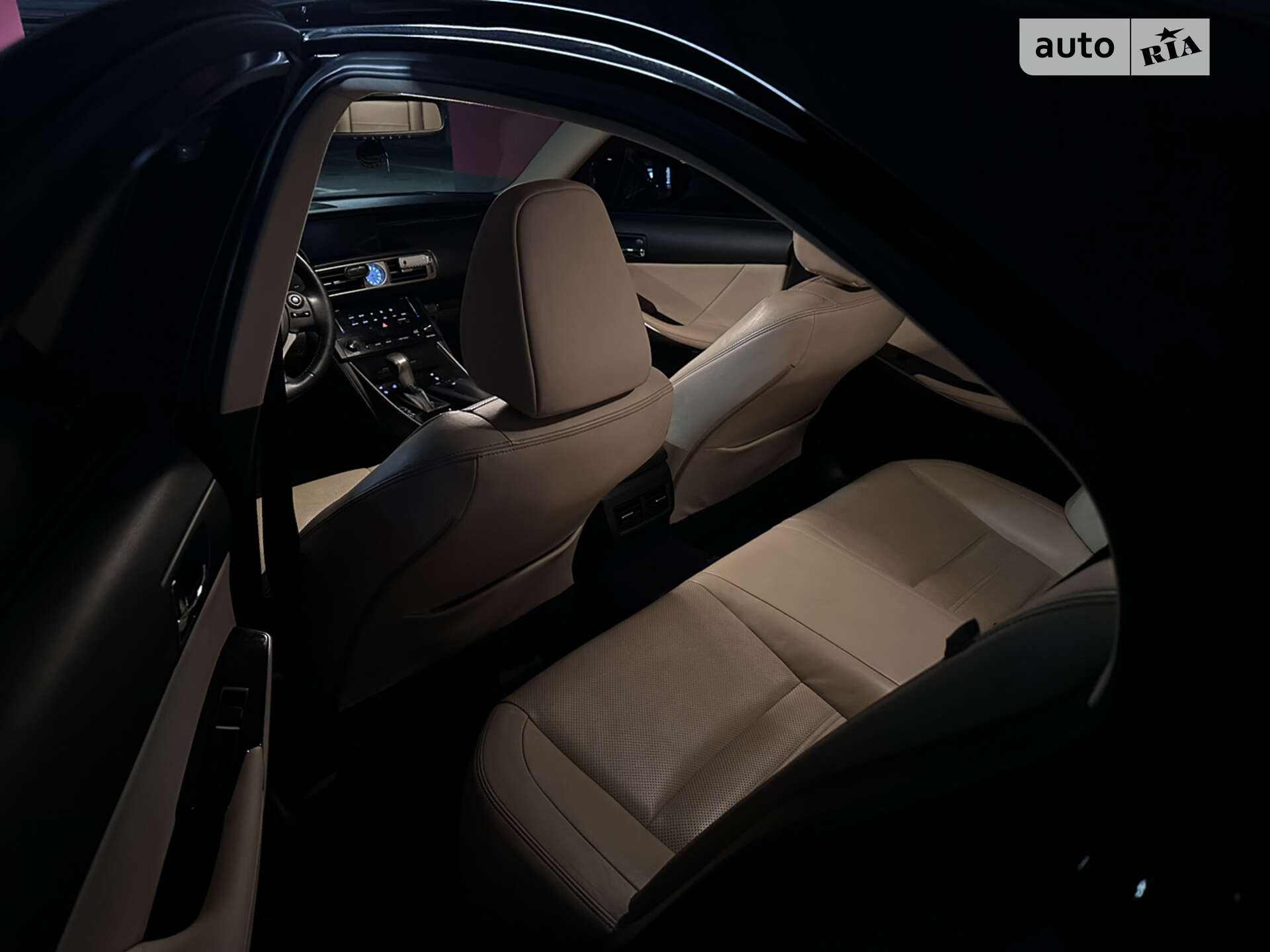 Lexus IS 2013 VIN JTHCF1D2XE5005728 фото оголошення 28 з 35
