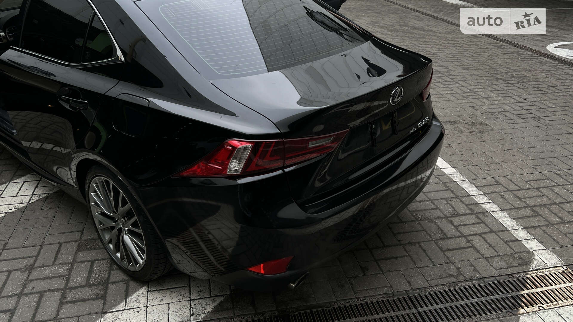 Lexus IS 2013 VIN JTHCF1D2XE5005728 фото оголошення 33 з 35