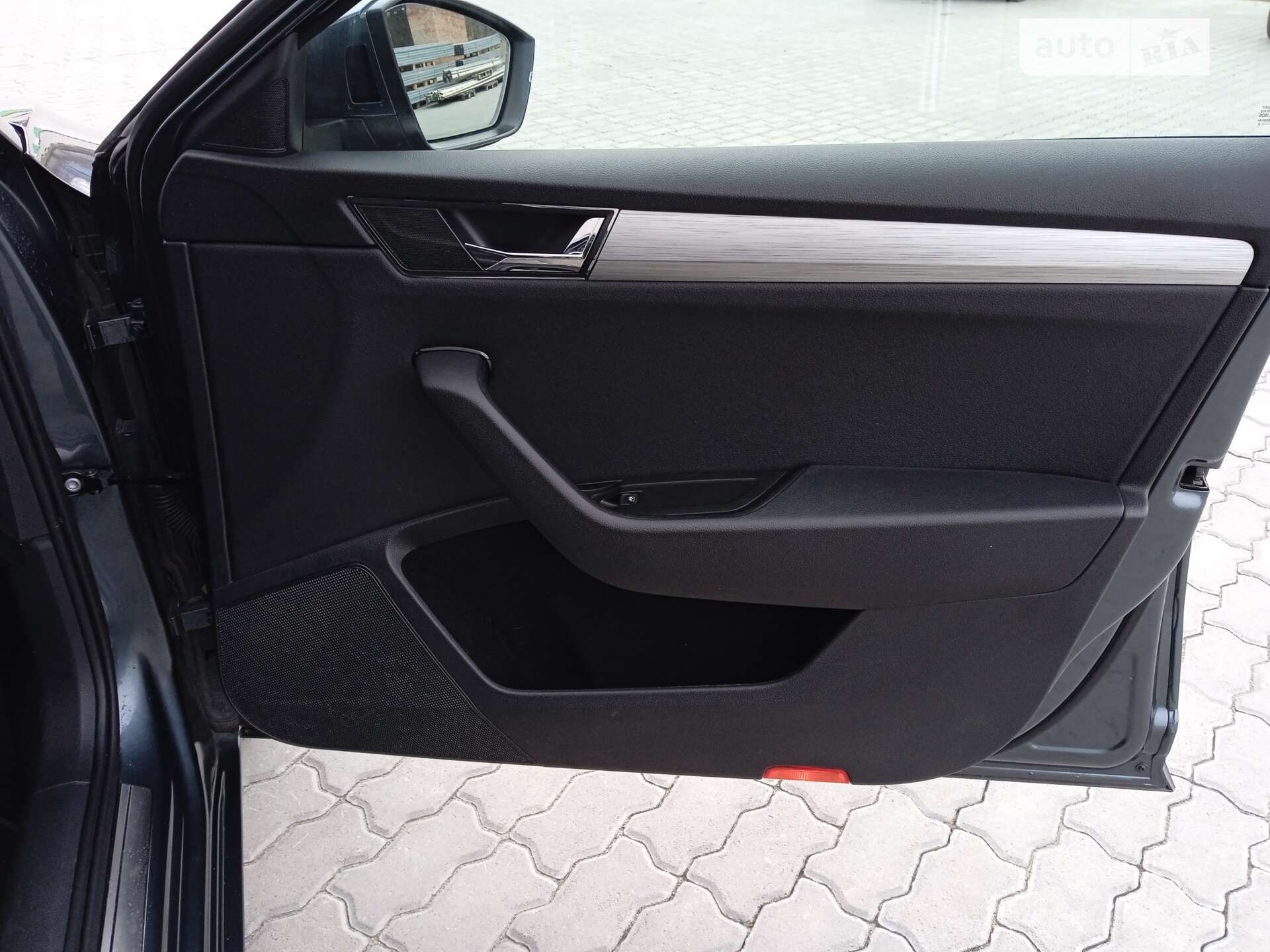 Skoda Superb 2020 VIN TMBJW7NP2L7059130 фото оголошення 38 з 76