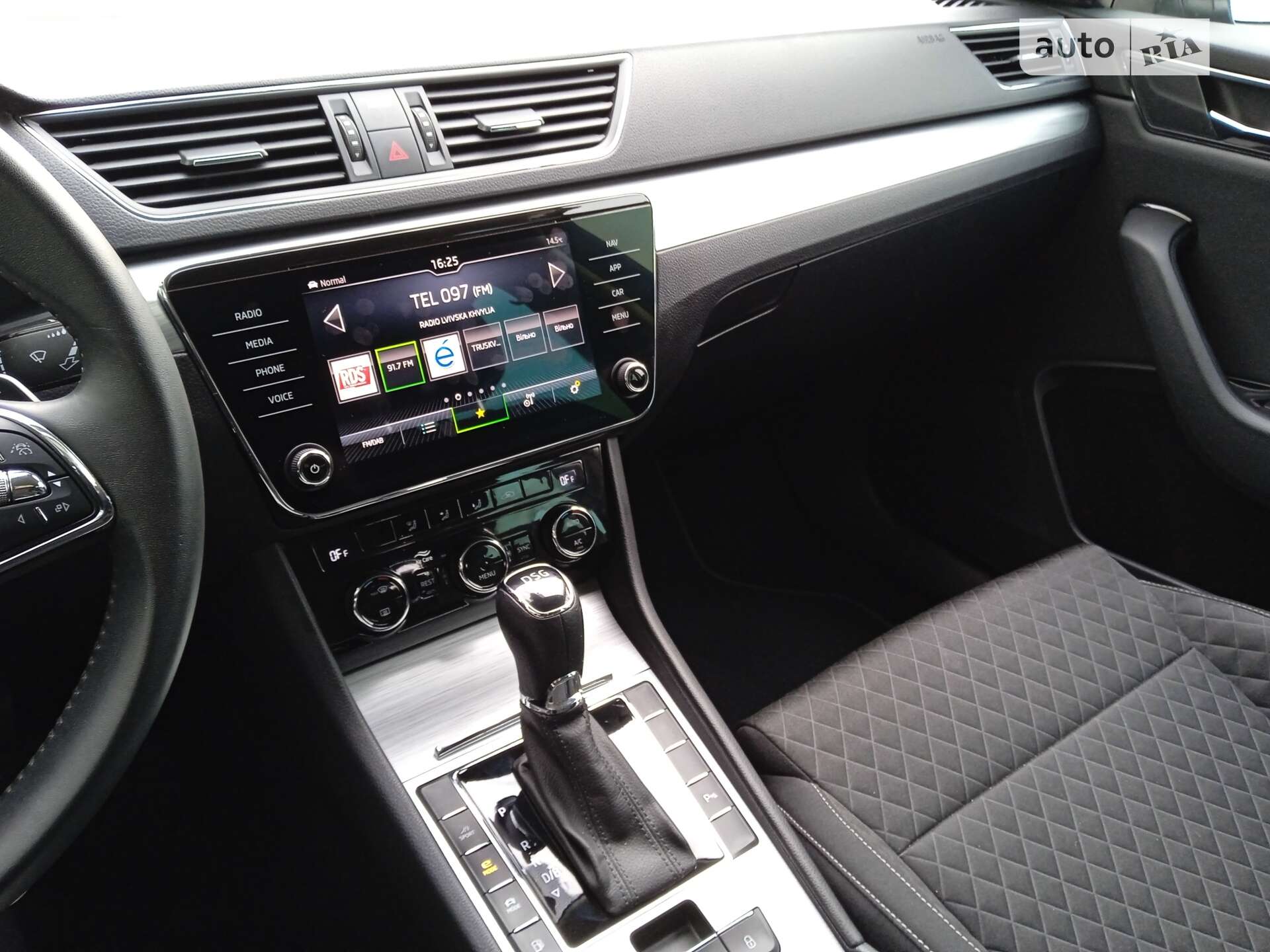 Skoda Superb 2020 VIN TMBJW7NP2L7059130 фото оголошення 49 з 76