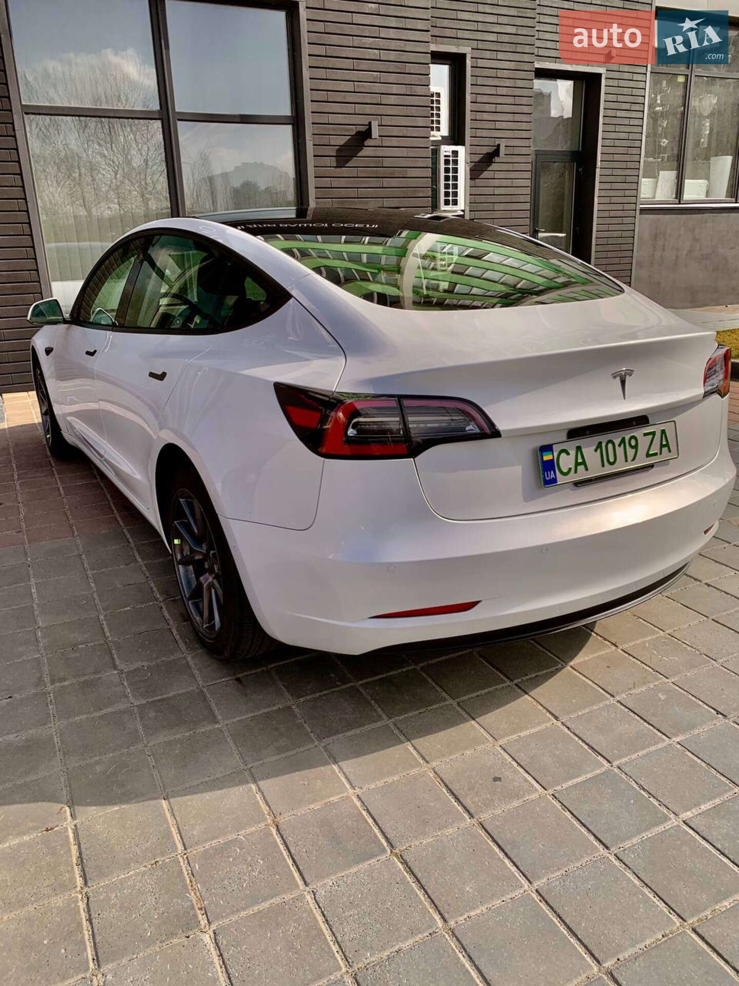 Tesla Model 3 2022 VIN 5YJ3E1EA8NF242162 фото оголошення 6 з 9