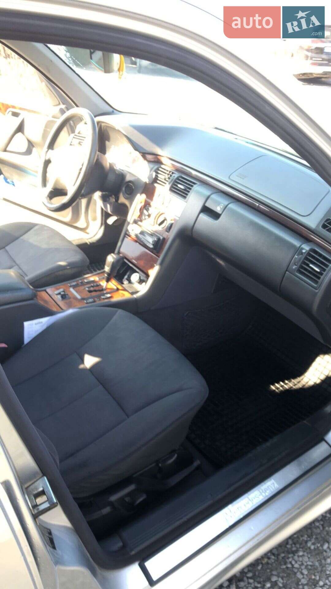 Mercedes-Benz E-Class 2002 VIN WDB2100061B483640 фото оголошення 5 з 8