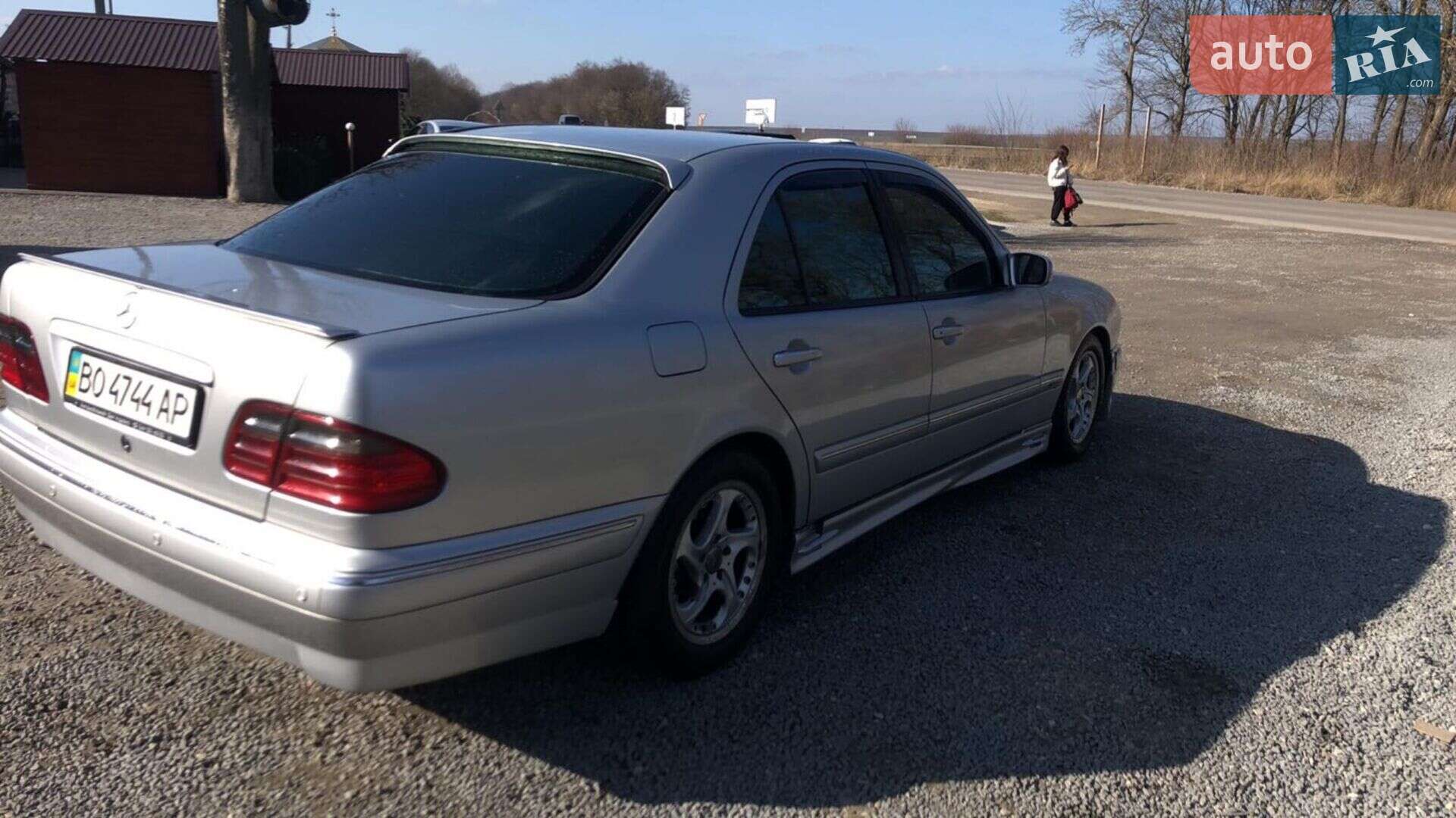 Mercedes-Benz E-Class 2002 VIN WDB2100061B483640 фото оголошення 4 з 8