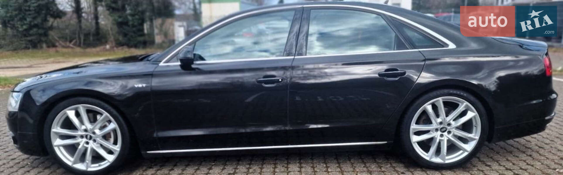 Audi A8 2012 VIN WAURMAFD4EN000652 фото оголошення 3 з 9