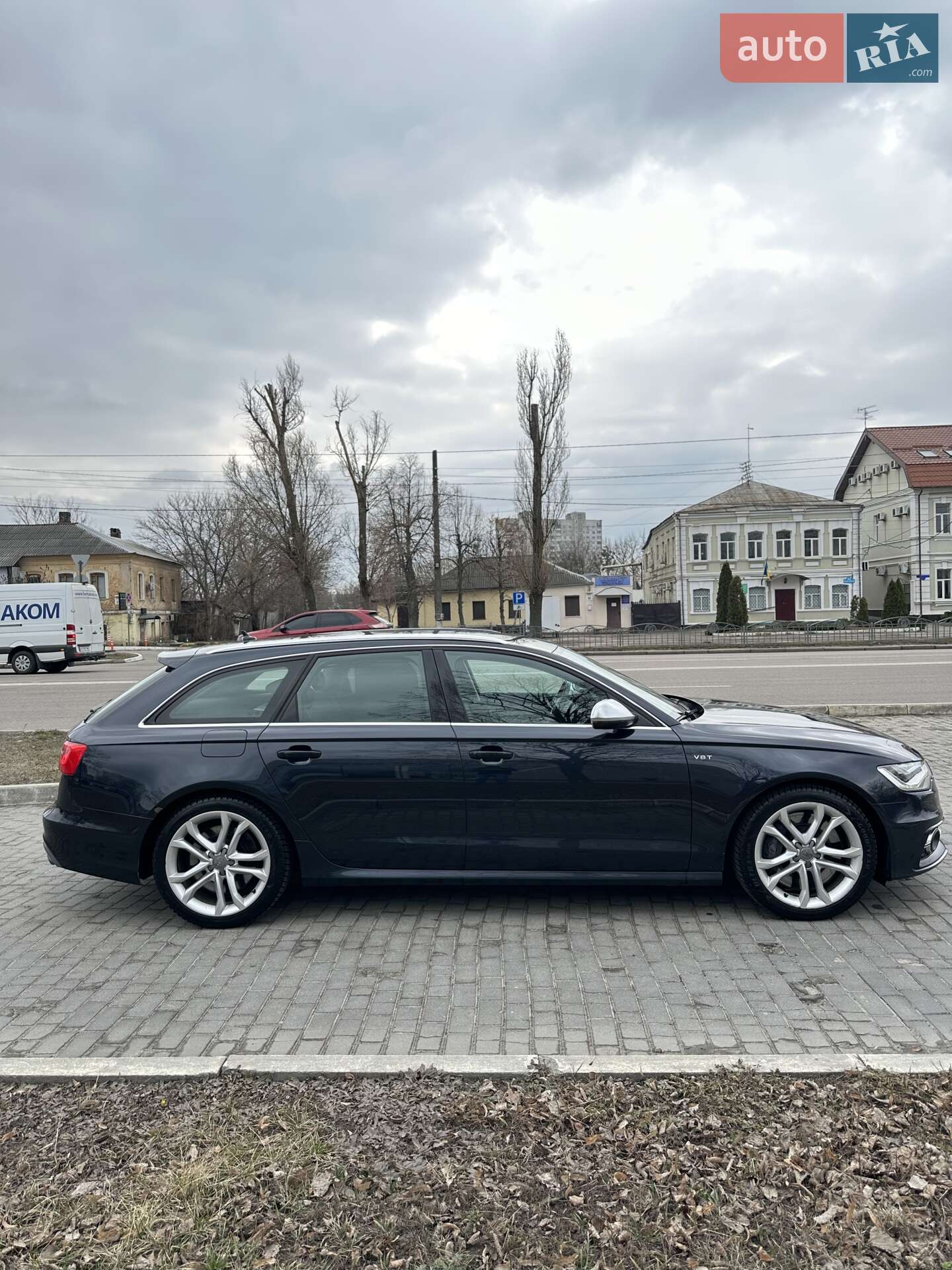 Audi S6 2012 VIN WAUZZZ4G3DN030026 фото оголошення 5 з 39