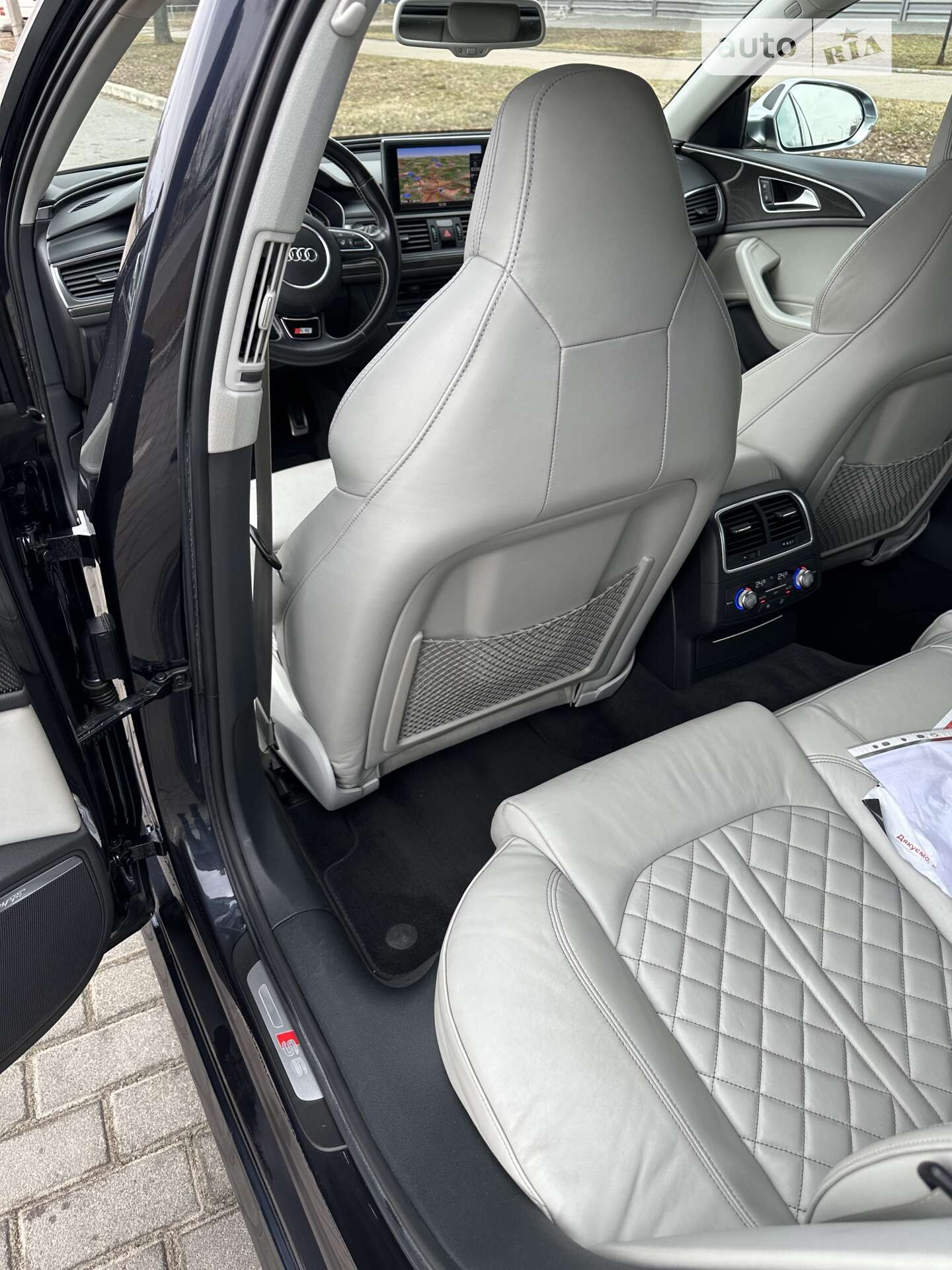 Audi S6 2012 VIN WAUZZZ4G3DN030026 фото оголошення 24 з 39