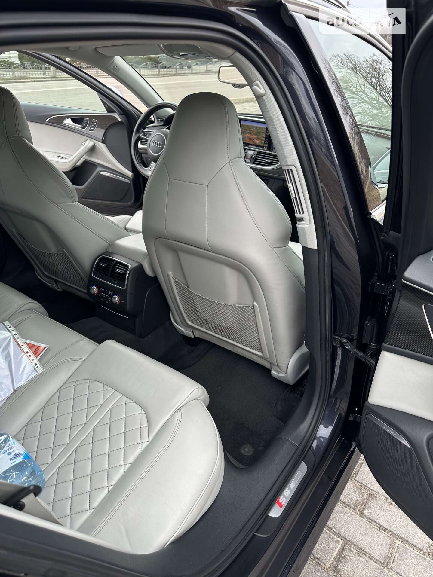 Audi S6 2012 VIN WAUZZZ4G3DN030026 фото оголошення 27 з 39