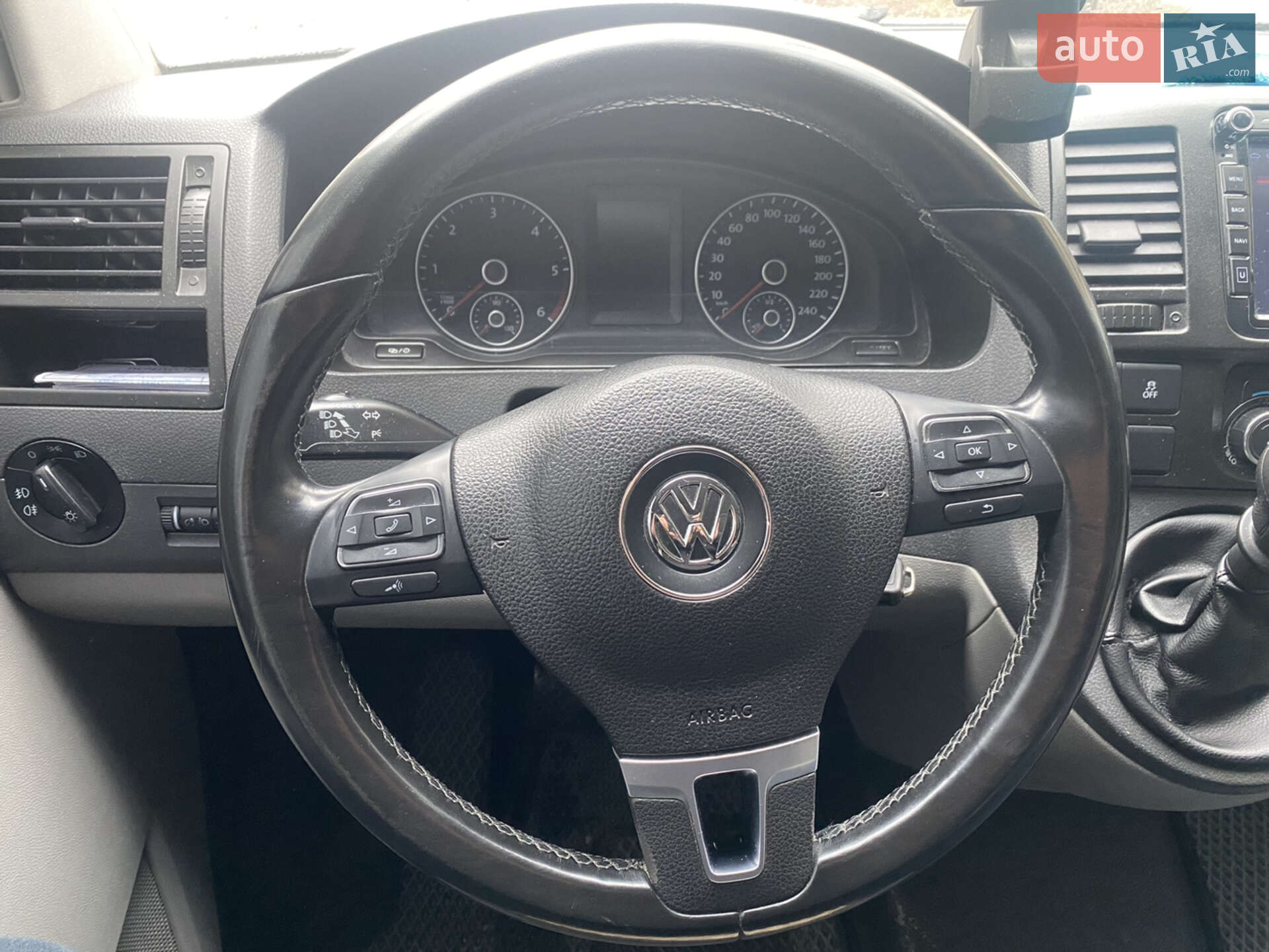 Volkswagen Transporter 2014 VIN WV1ZZZ7HZFH024294 фото оголошення 2 з 9