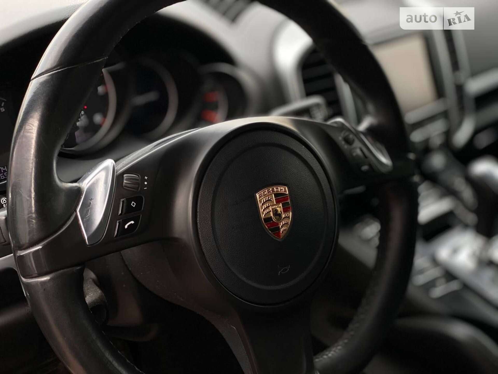 Porsche Cayenne 2012 VIN WP1AF2A27DLA26001 фото оголошення 28 з 30