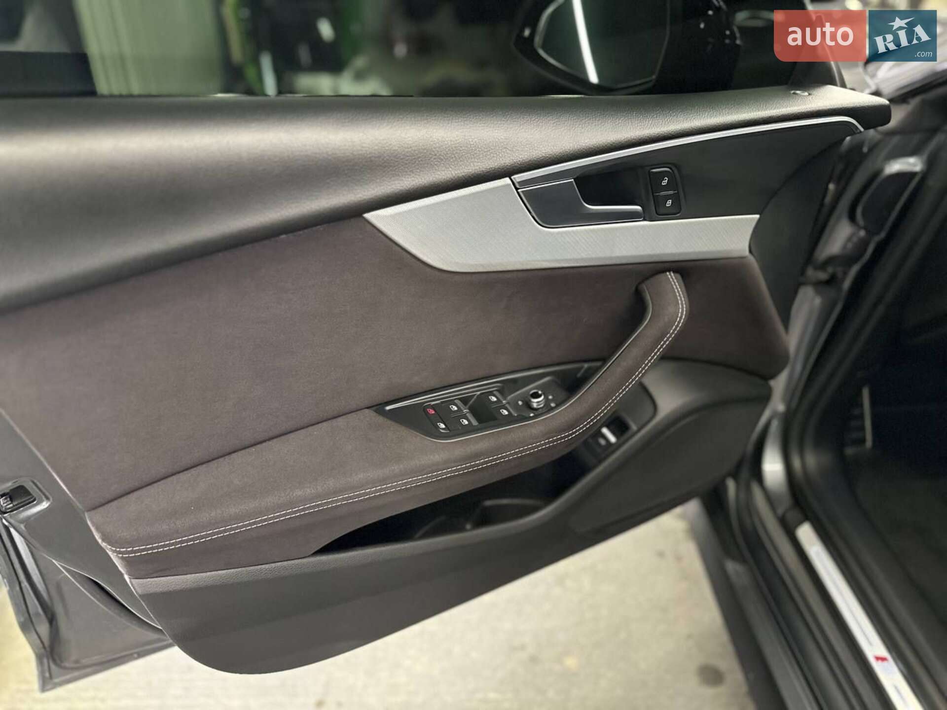 Audi A5 Sportback 2018 VIN WAUZZZF51JA092796 фото оголошення 6 з 17
