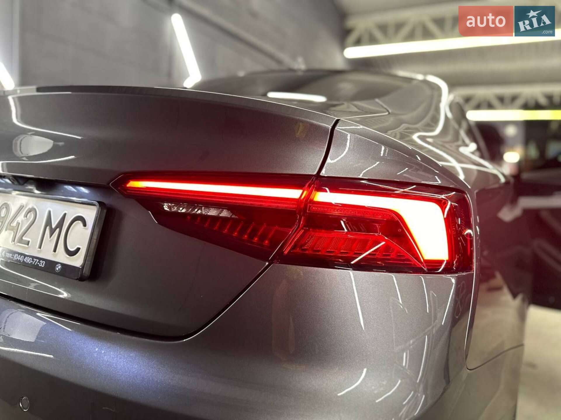 Audi A5 Sportback 2018 VIN WAUZZZF51JA092796 фото оголошення 3 з 17