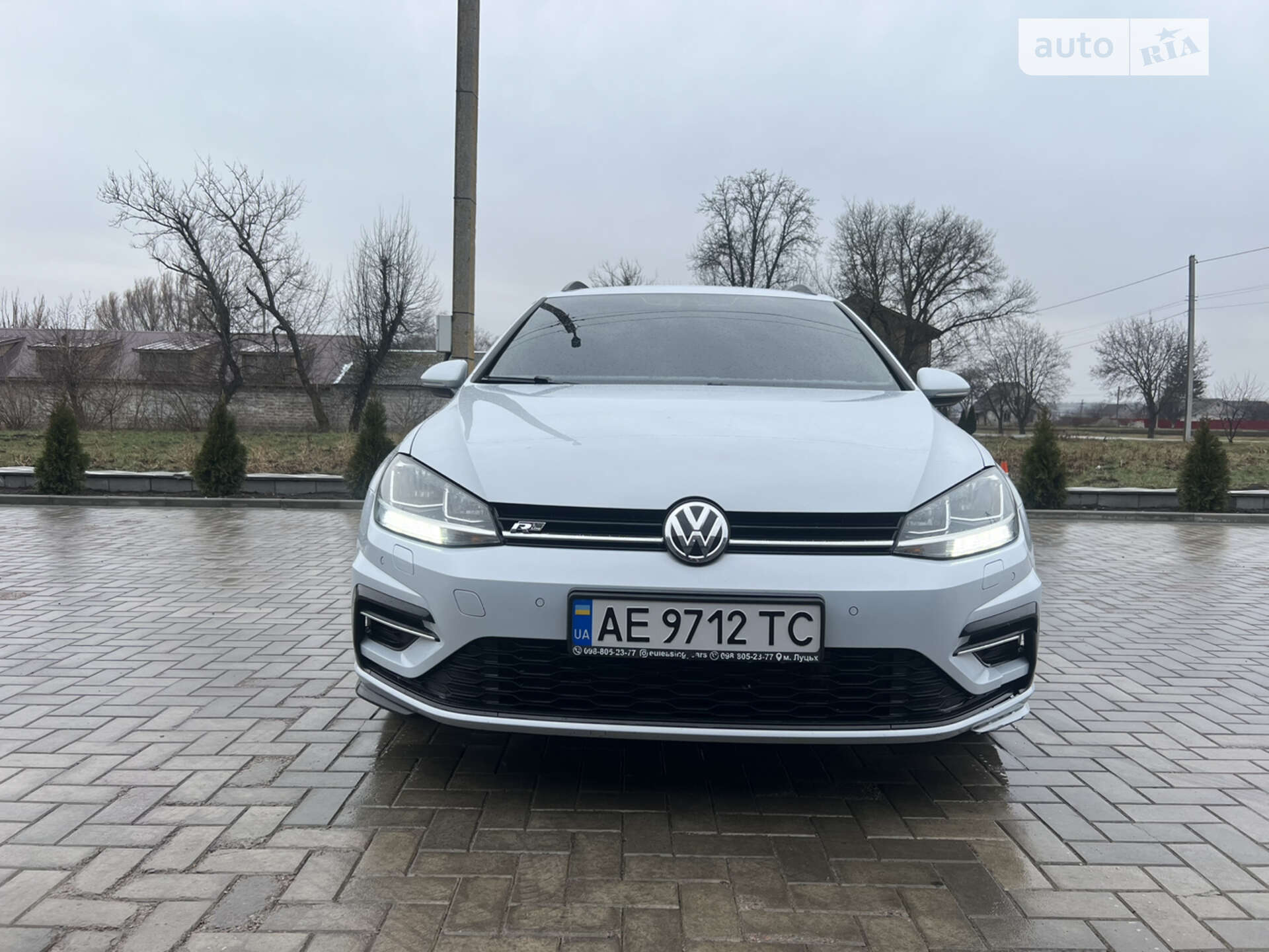 Volkswagen Golf 2017 VIN WVWZZZAUZHP785243 фото оголошення 2 з 51