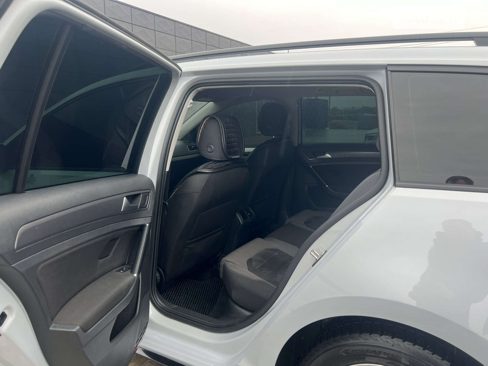 Volkswagen Golf 2017 VIN WVWZZZAUZHP785243 фото оголошення 16 з 51