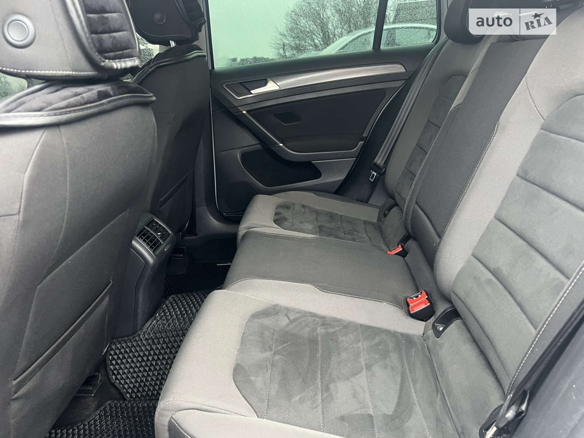 Volkswagen Golf 2017 VIN WVWZZZAUZHP785243 фото оголошення 17 з 51