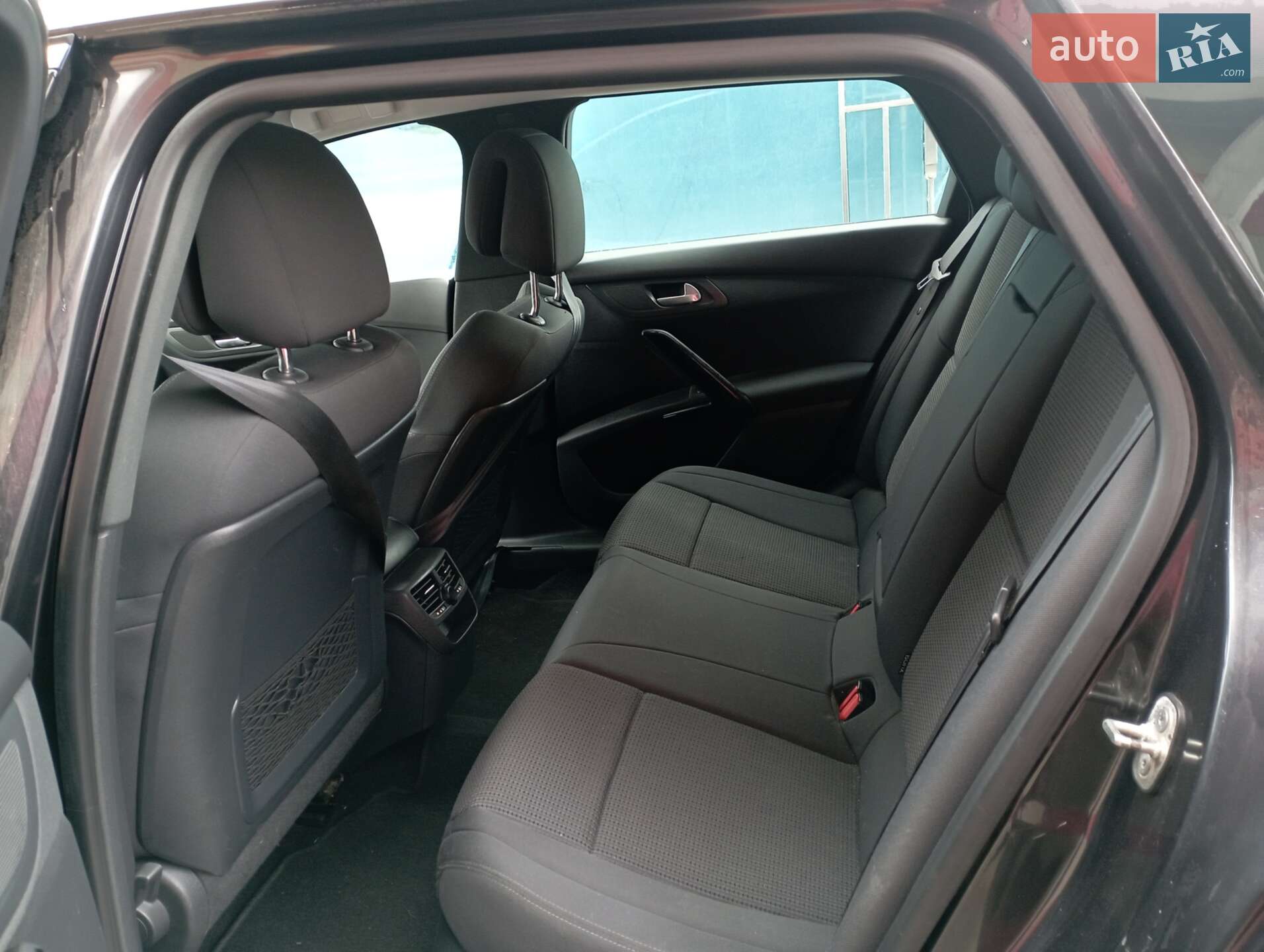 Peugeot 508 2011 VIN VF38ERHF8BL042703 фото оголошення 46 з 51