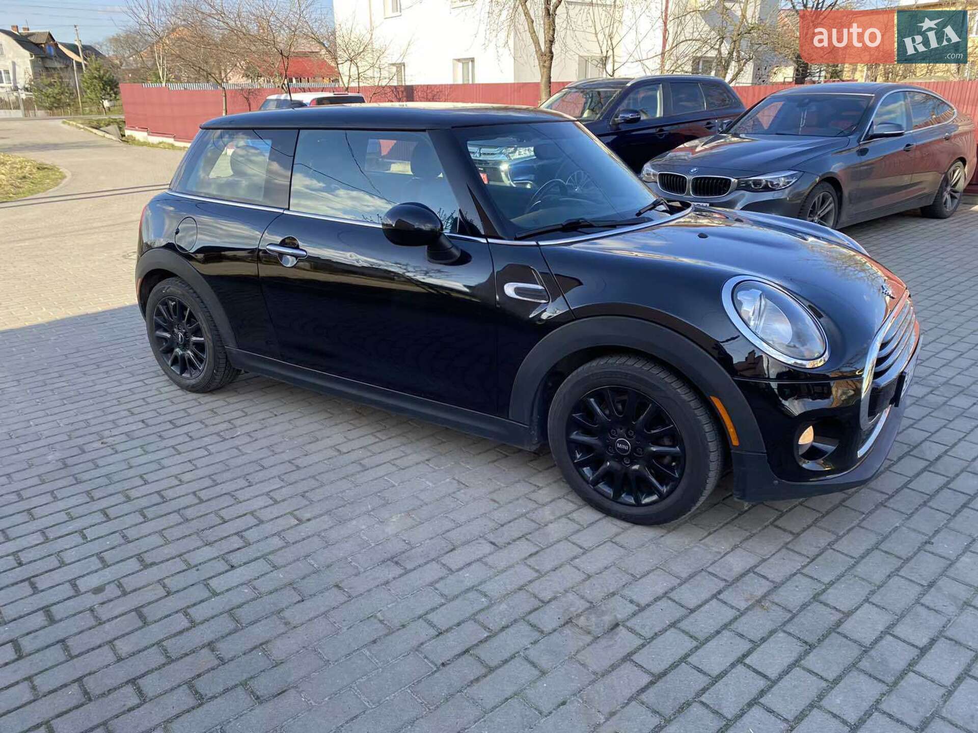 MINI Hatch 2017 VIN WMWXP5C31H2G60545 фото оголошення 5 з 30