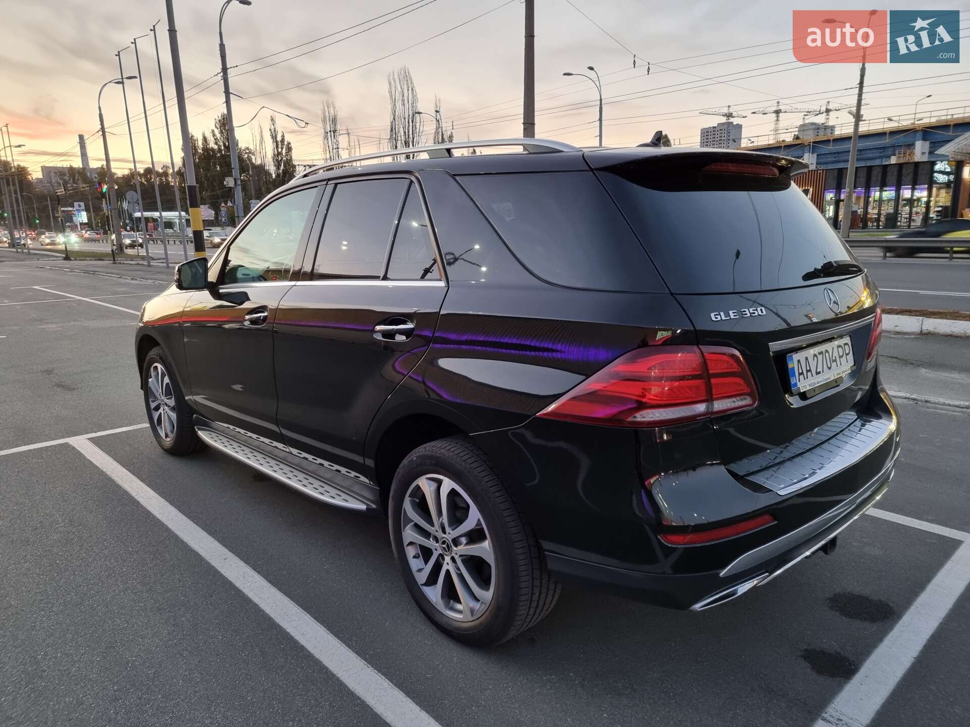 Mercedes-Benz GLE-Class 2017 VIN 4JGDA5JBXJB063958 фото оголошення 3 з 19