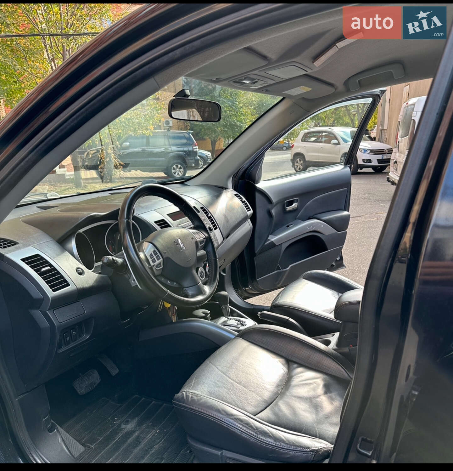 Peugeot 4007 2008 VIN VF3VVSFZF8U911069 фото оголошення 3 з 14