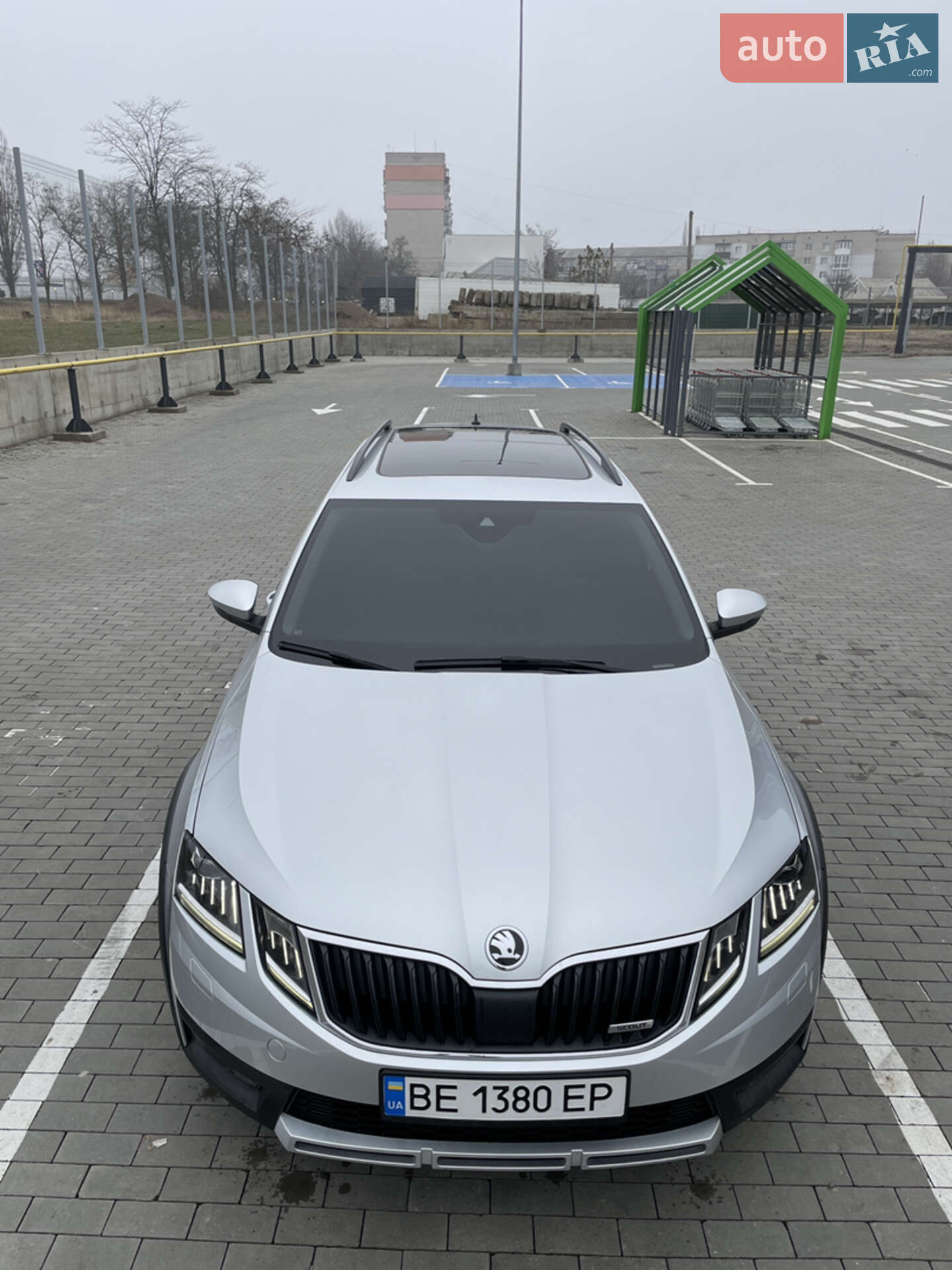 Skoda Octavia Scout 2017 VIN TMBLK7NE3J0188454 фото оголошення 12 з 92