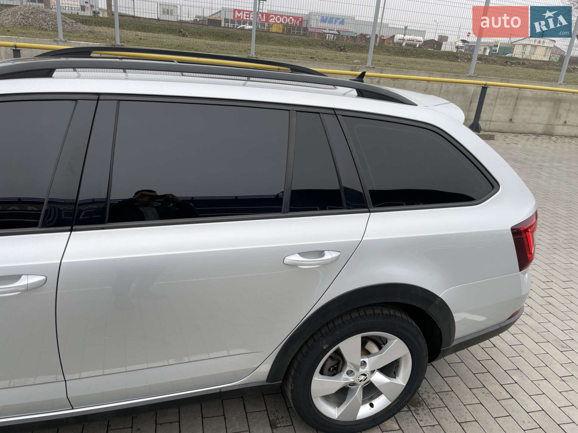 Skoda Octavia Scout 2017 VIN TMBLK7NE3J0188454 фото оголошення 19 з 92