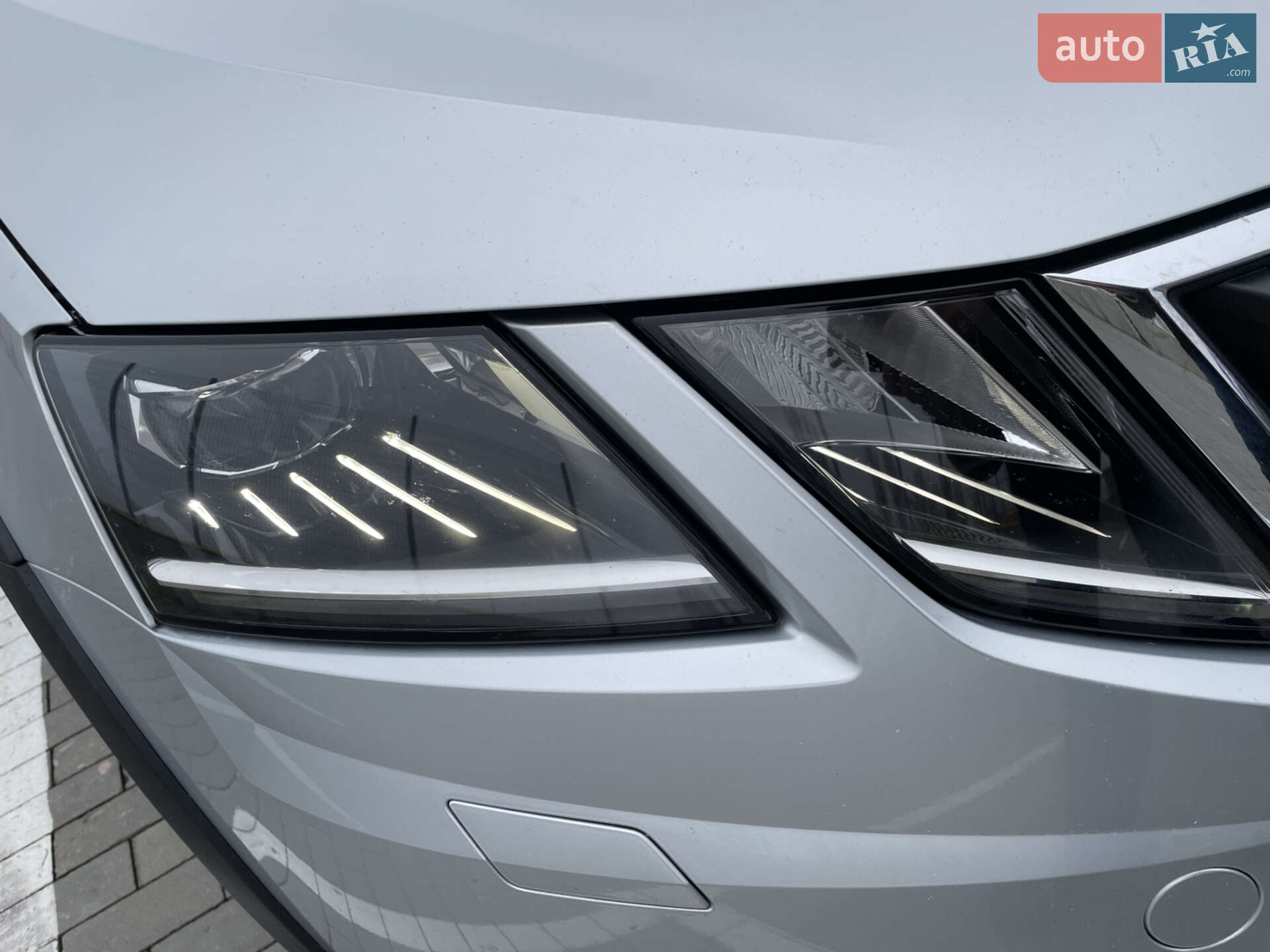 Skoda Octavia Scout 2017 VIN TMBLK7NE3J0188454 фото оголошення 21 з 92