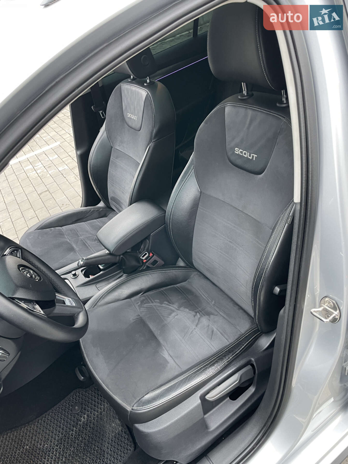 Skoda Octavia Scout 2017 VIN TMBLK7NE3J0188454 фото оголошення 48 з 92