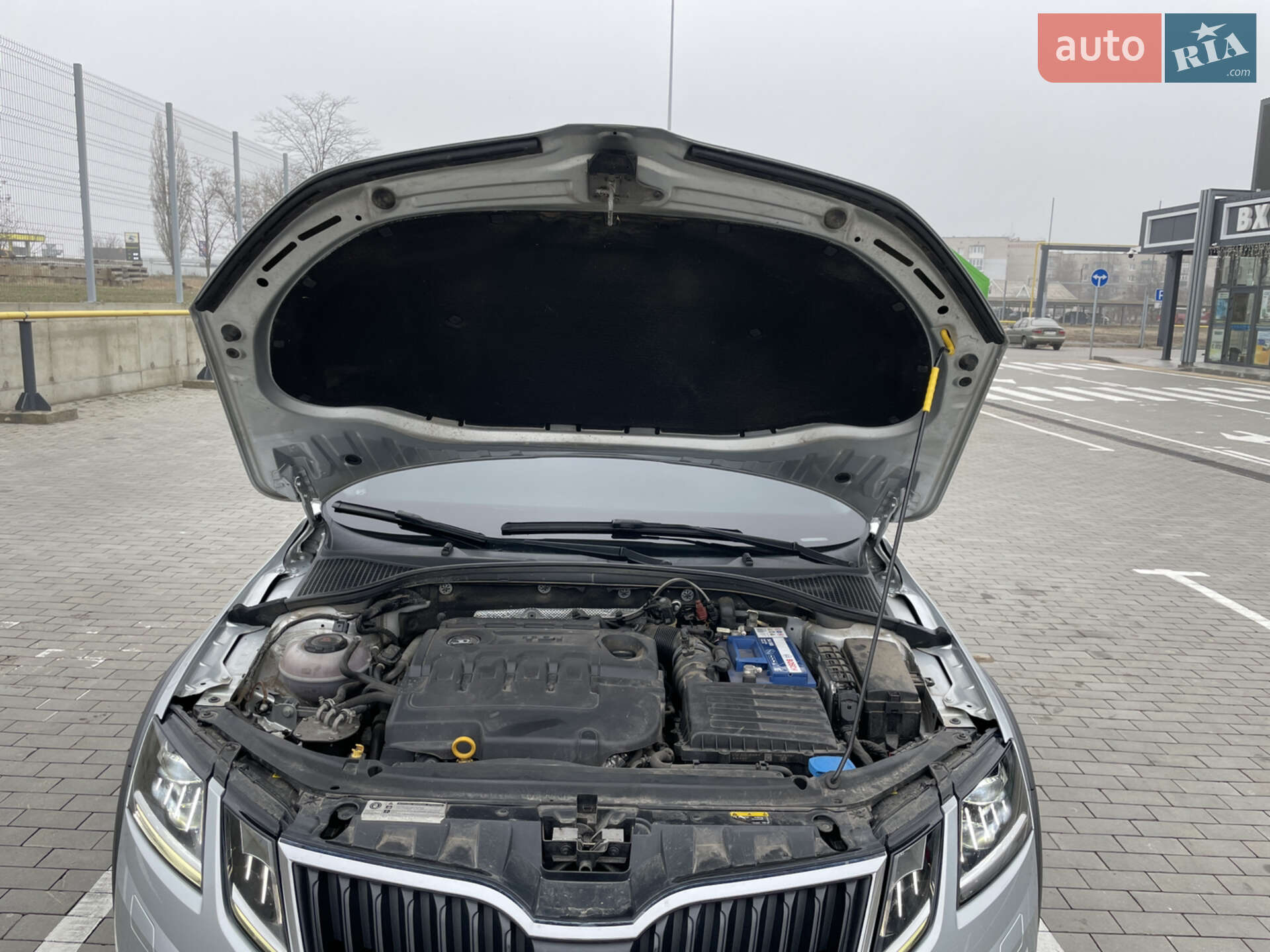 Skoda Octavia Scout 2017 VIN TMBLK7NE3J0188454 фото оголошення 68 з 92