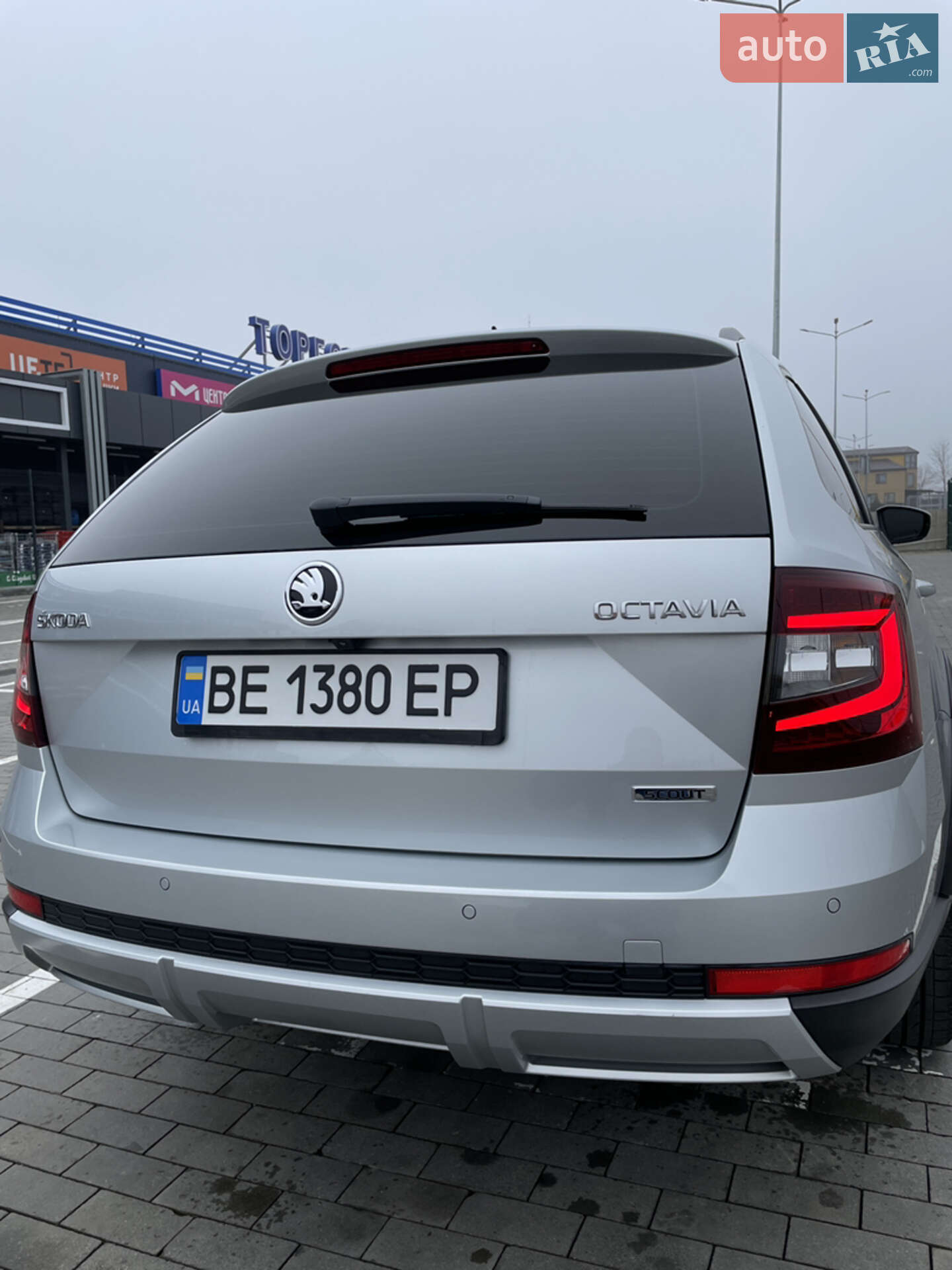 Skoda Octavia Scout 2017 VIN TMBLK7NE3J0188454 фото оголошення 77 з 92