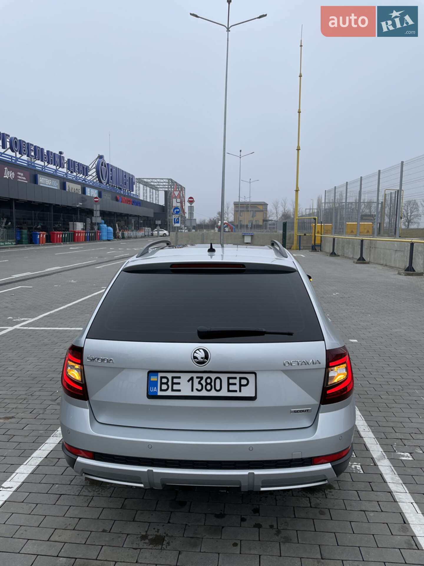 Skoda Octavia Scout 2017 VIN TMBLK7NE3J0188454 фото оголошення 78 з 92