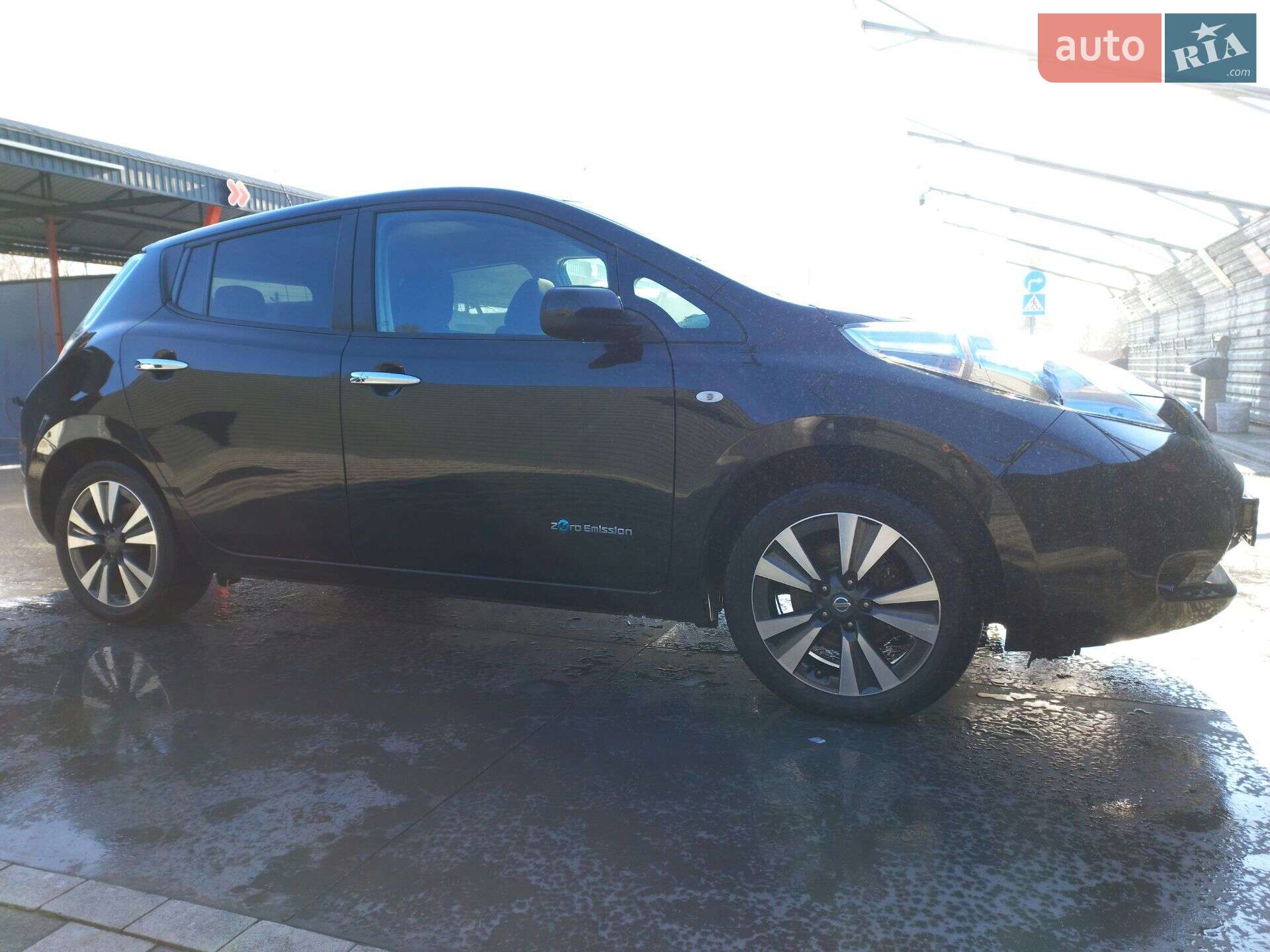 Nissan Leaf 2017 VIN SJNFAAZE0U6060817 фото оголошення 10 з 11