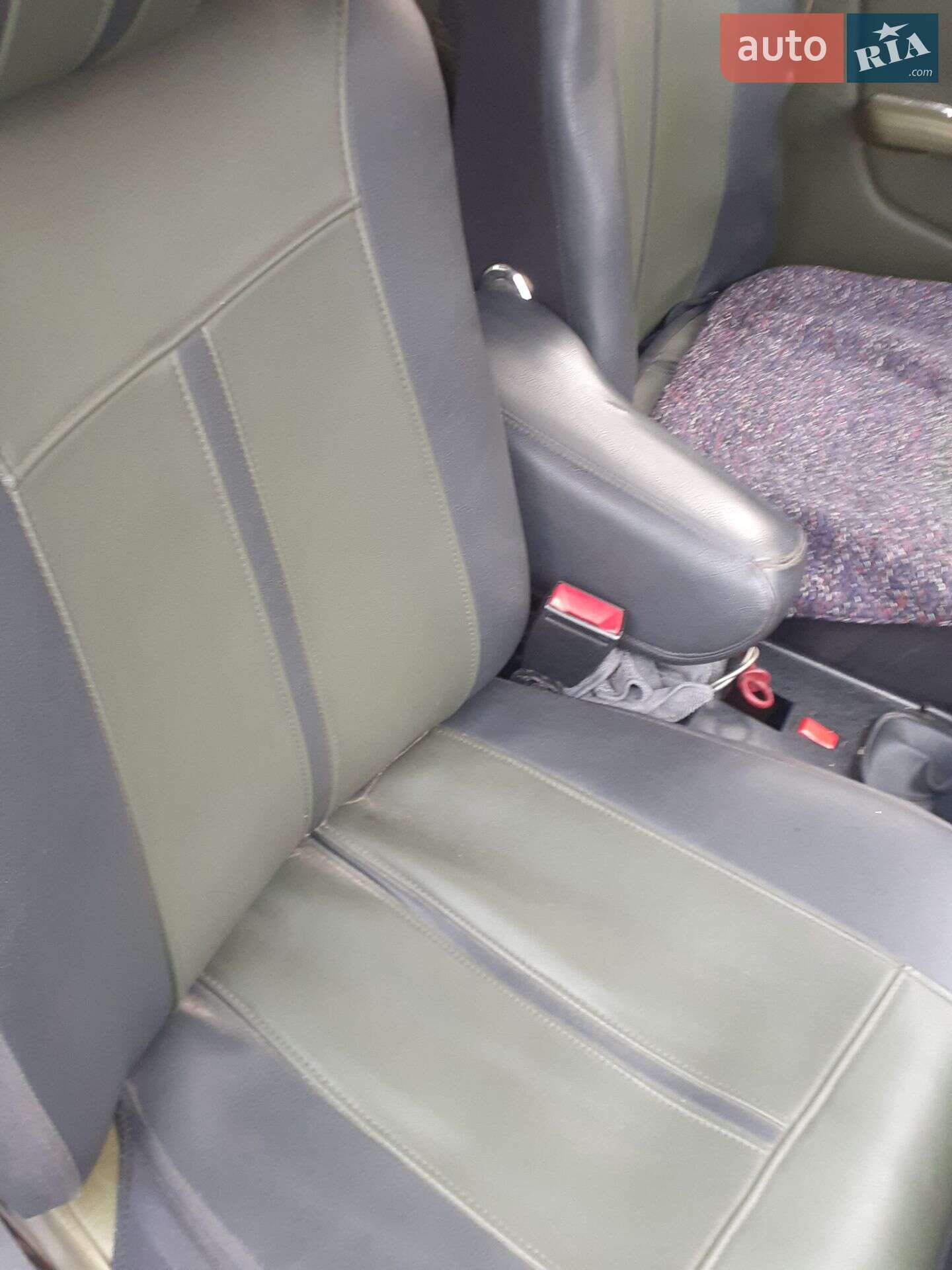 Mercedes-Benz E-Class 1982 VIN WDB12312310319432 фото оголошення 5 з 15