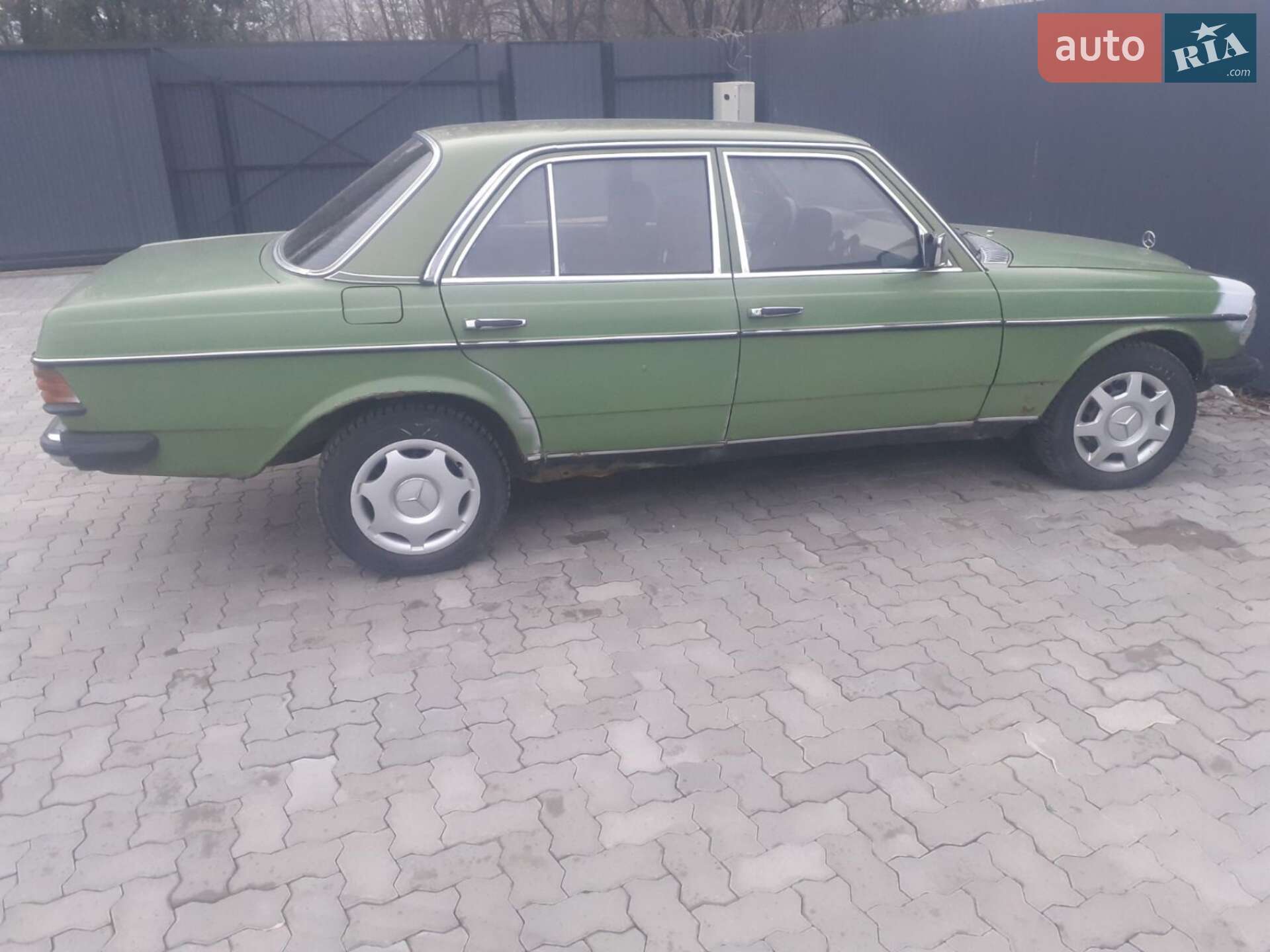 Mercedes-Benz E-Class 1982 VIN WDB12312310319432 фото оголошення 13 з 15