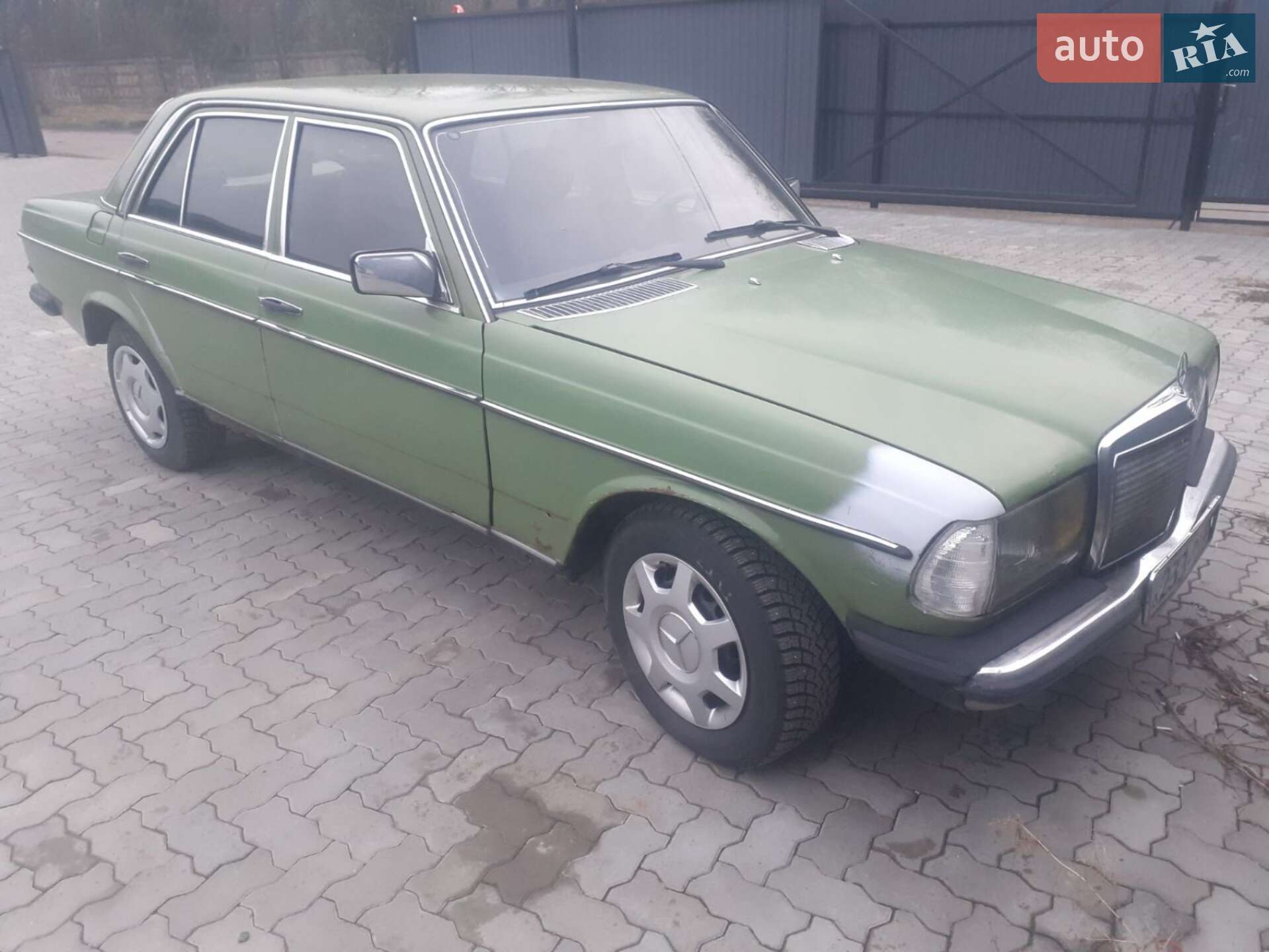 Mercedes-Benz E-Class 1982 VIN WDB12312310319432 фото оголошення 14 з 15