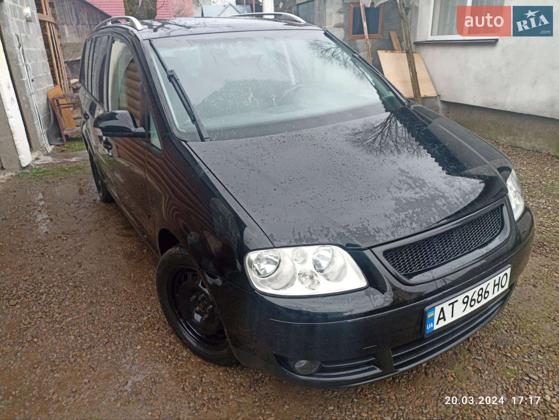 Volkswagen Touran 2004 VIN WVGZZZ1TZ5W068169 фото оголошення 2 з 10