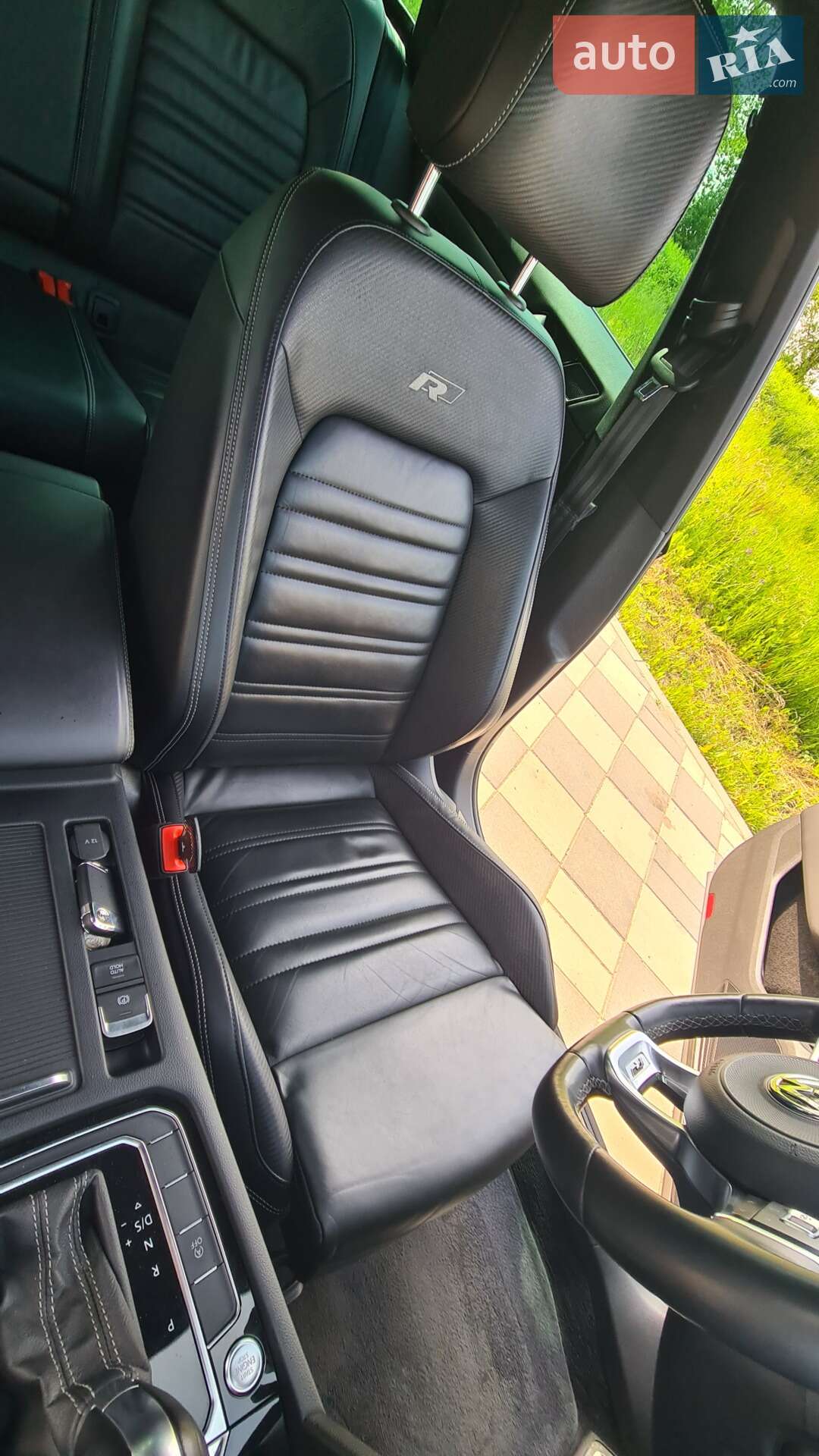Volkswagen Passat 2018 VIN WVWZZZ3CZJE217086 фото оголошення 9 з 27
