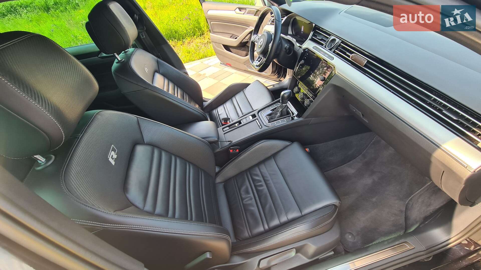 Volkswagen Passat 2018 VIN WVWZZZ3CZJE217086 фото оголошення 11 з 27