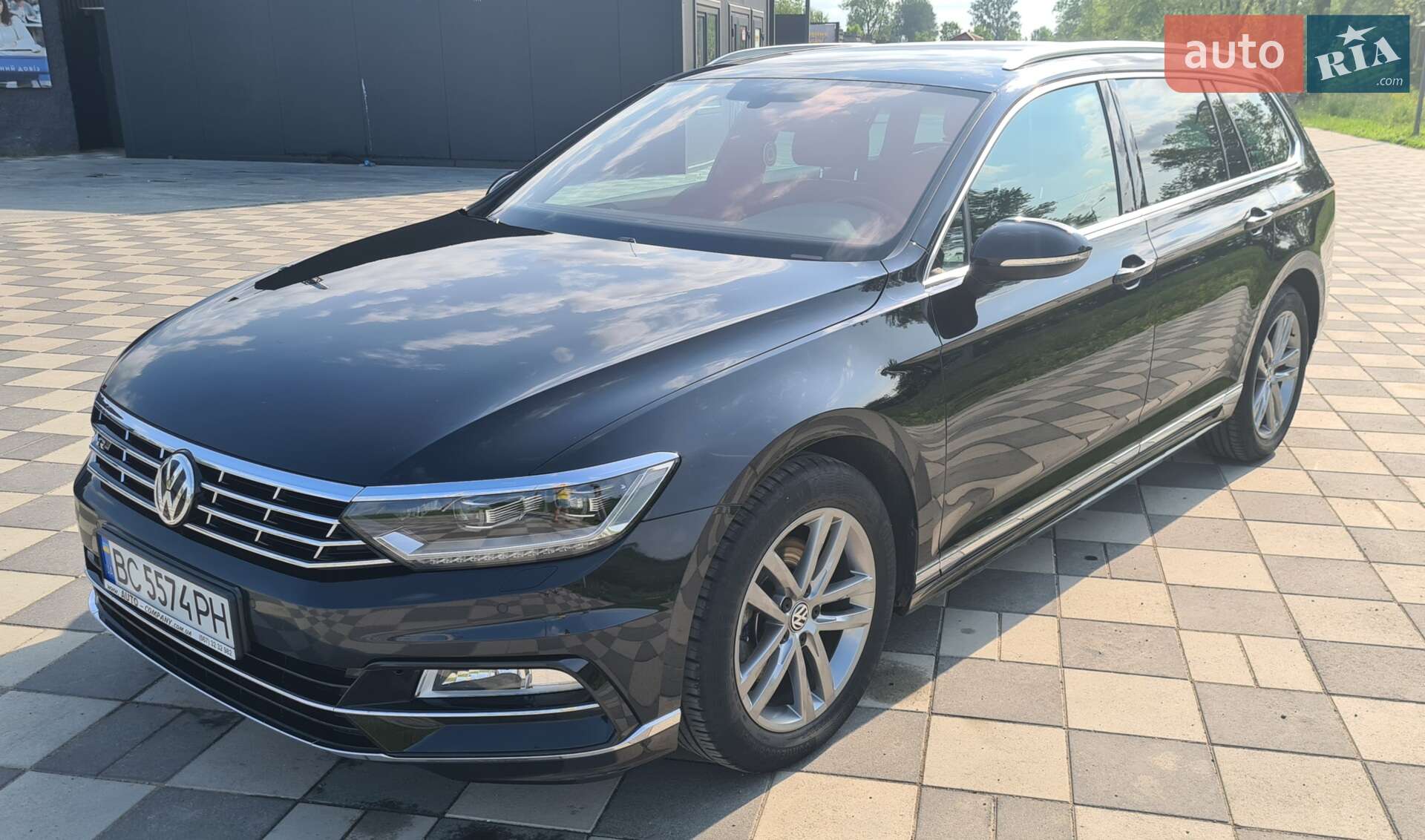 Volkswagen Passat 2018 VIN WVWZZZ3CZJE217086 фото оголошення 19 з 27