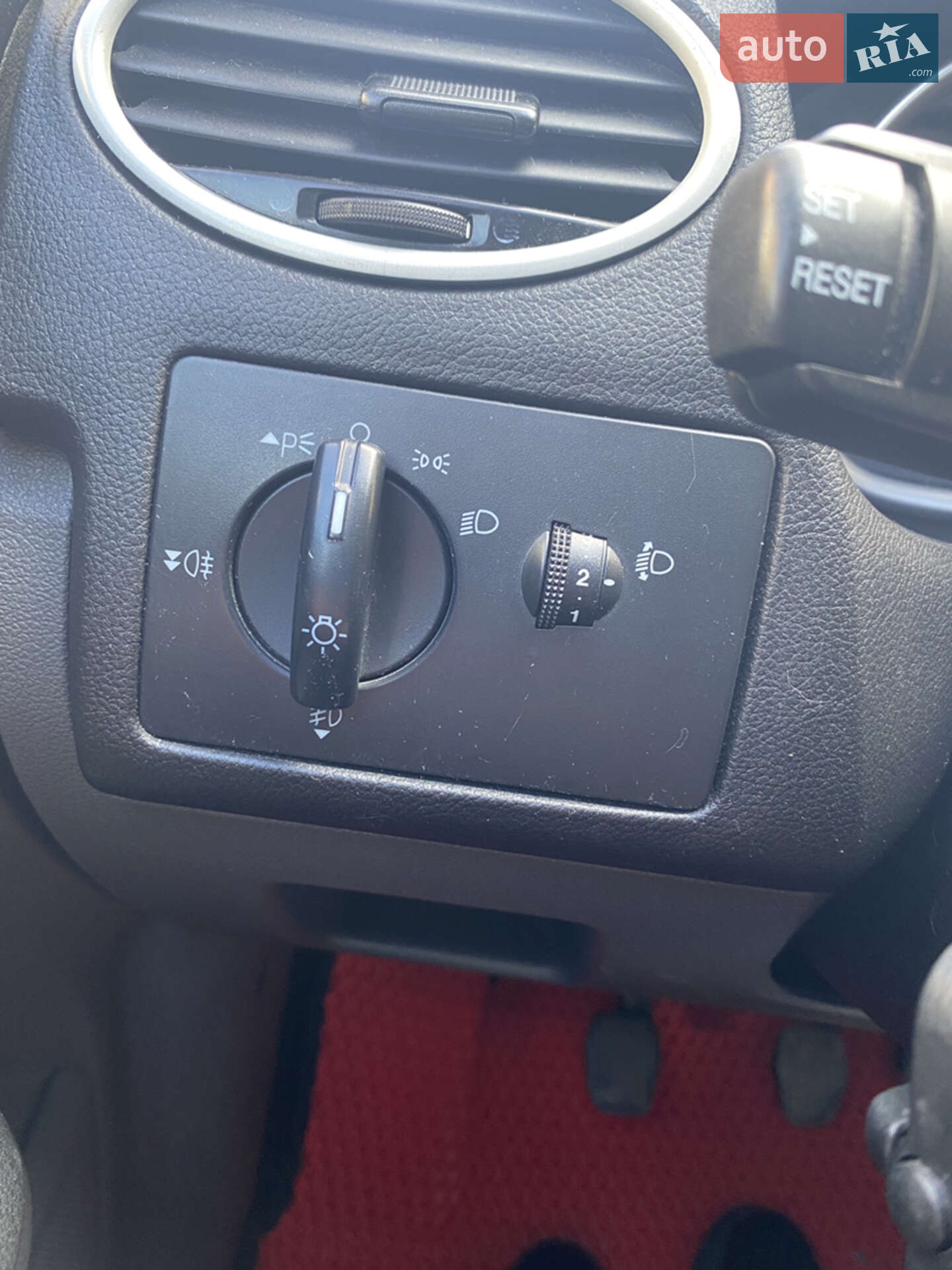 Ford Focus 2008 VIN WF0GXXGCDG8K08803 фото оголошення 19 з 24