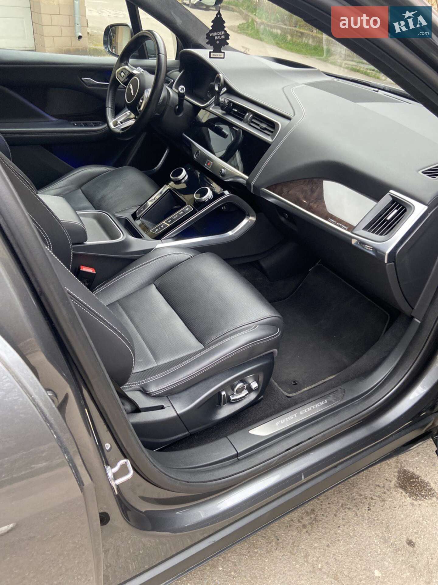 Jaguar I-Pace 2018 VIN SADHA2B1XK1F66754 фото оголошення 16 з 46