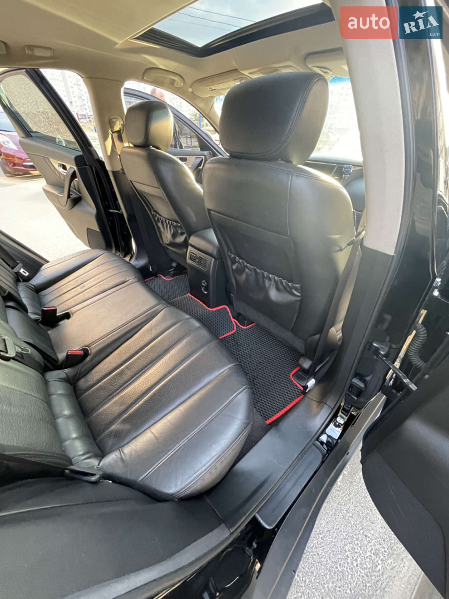 Infiniti QX70 2017 VIN JN8CS1MU2HM143275 фото оголошення 5 з 22