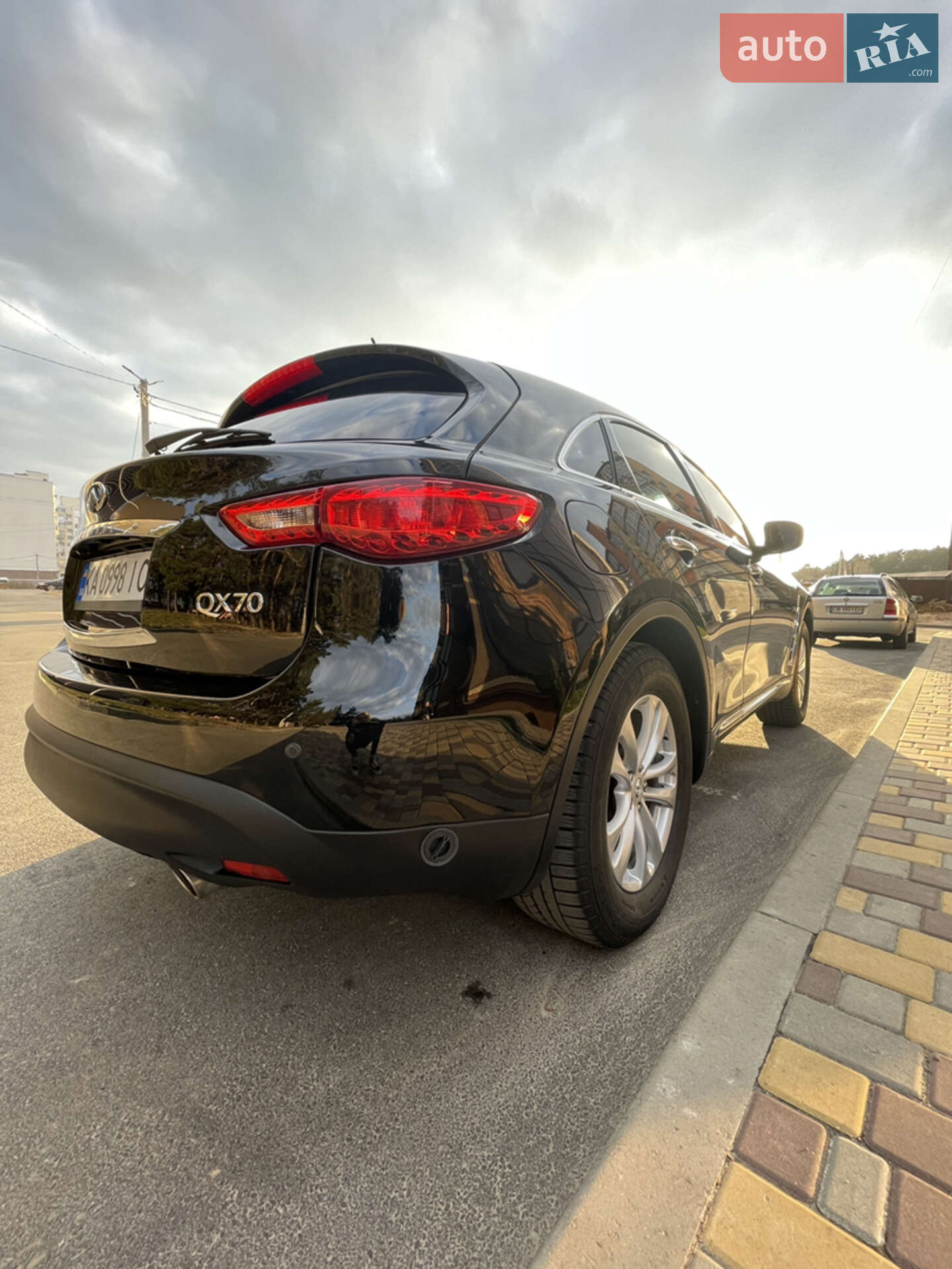 Infiniti QX70 2017 VIN JN8CS1MU2HM143275 фото оголошення 16 з 22