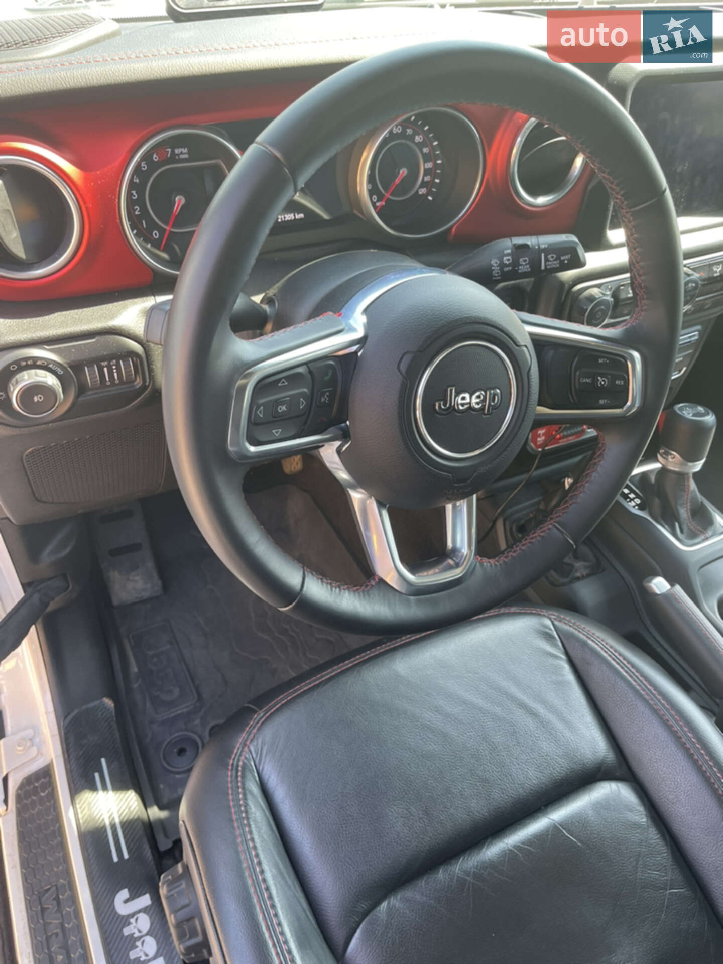 Jeep Wrangler 2018 VIN 1C4HJXFN8JW255490 фото оголошення 11 з 23