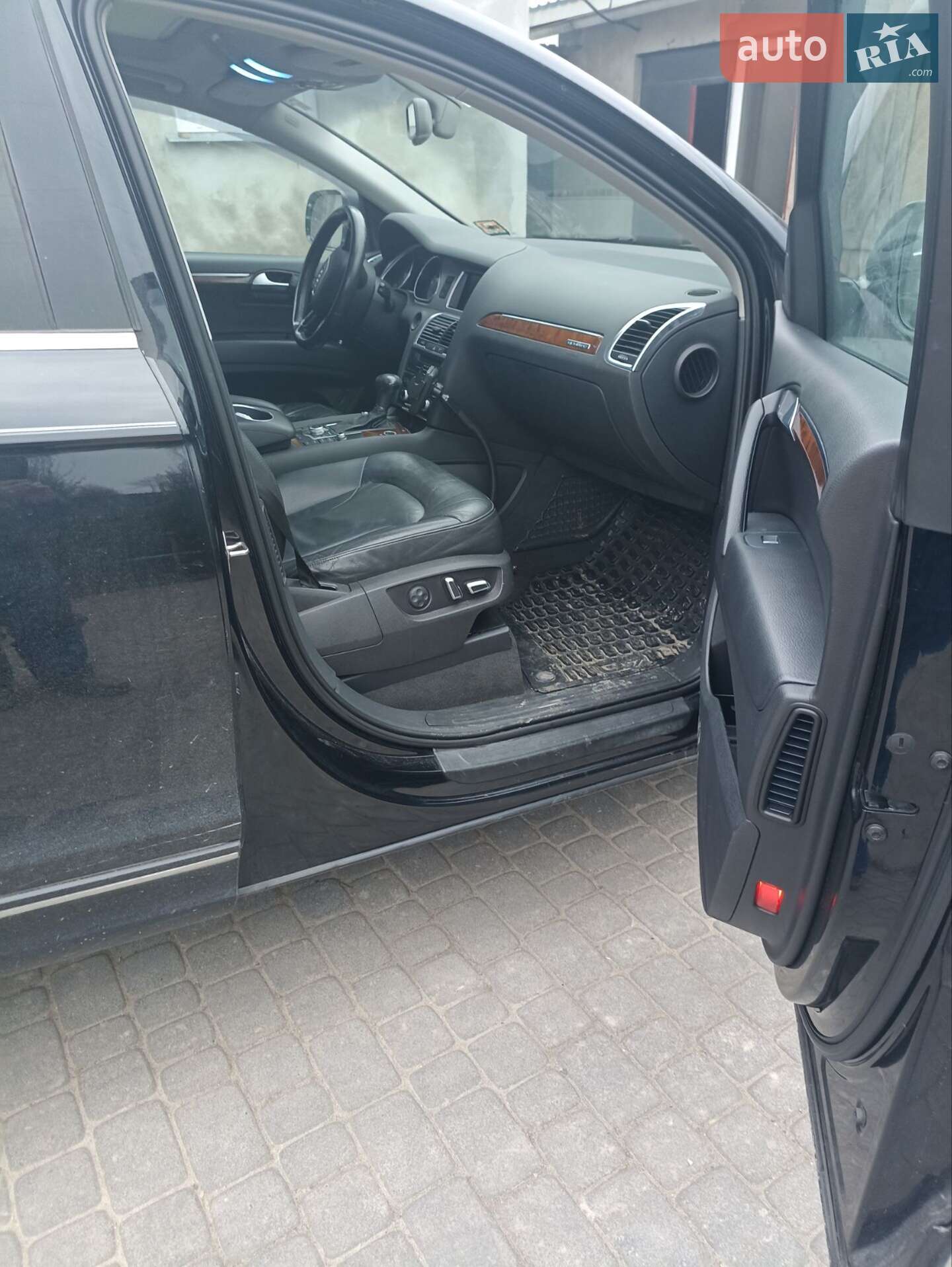 Audi Q7 2013 VIN WA1LMAFE0DD012393 фото оголошення 14 з 30