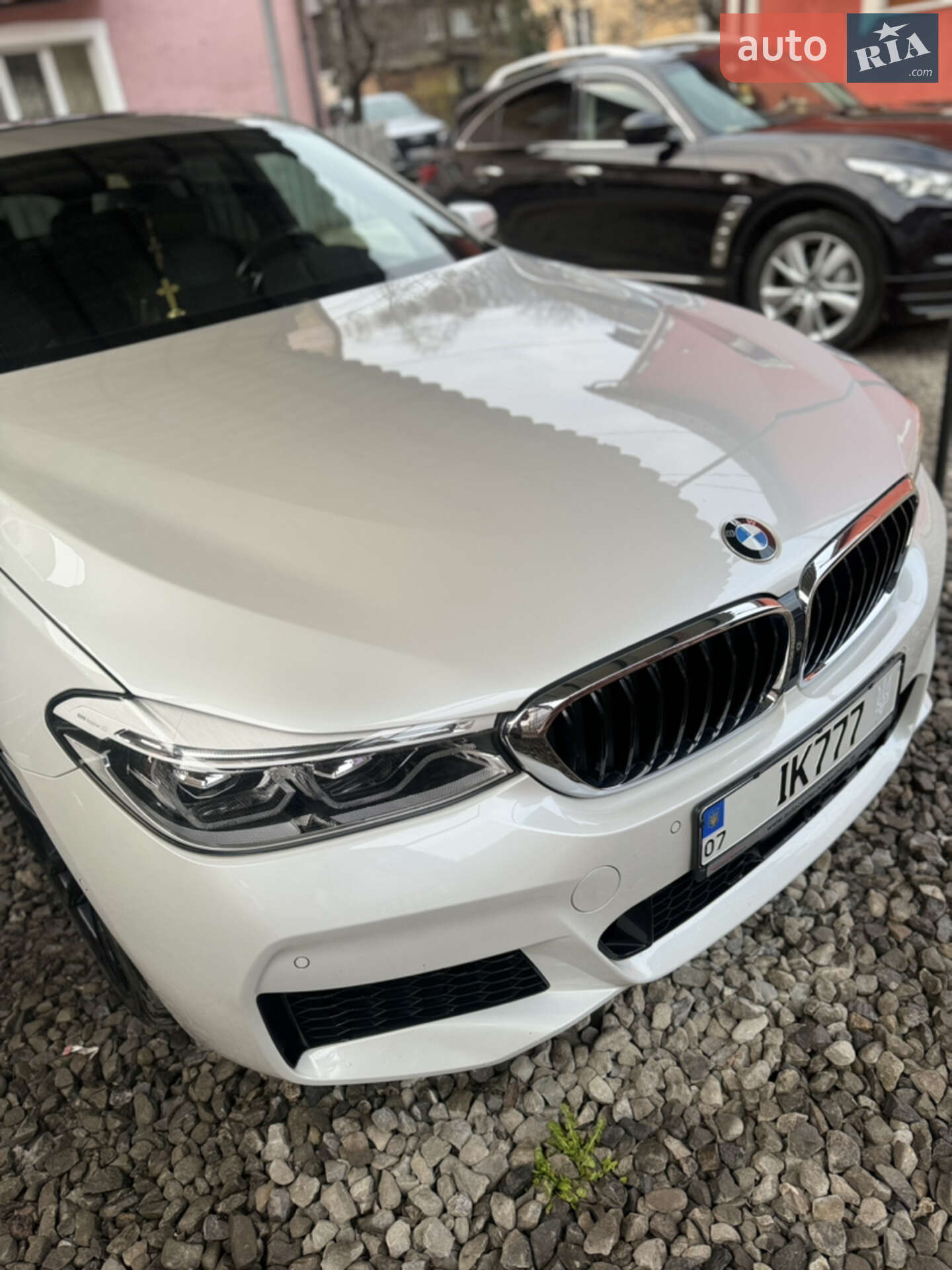 BMW 6 Series GT 2018 VIN WBAJW81060BK92822 фото оголошення 4 з 34