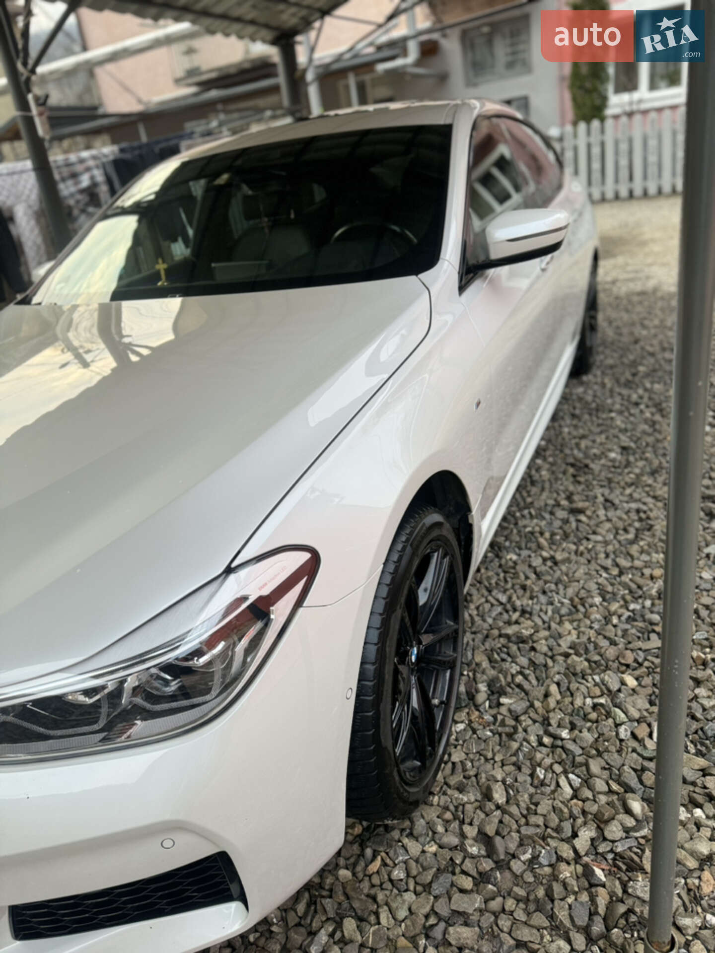 BMW 6 Series GT 2018 VIN WBAJW81060BK92822 фото оголошення 6 з 34
