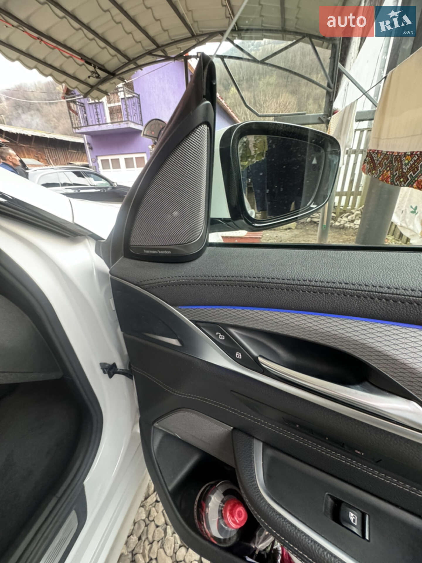 BMW 6 Series GT 2018 VIN WBAJW81060BK92822 фото оголошення 21 з 34